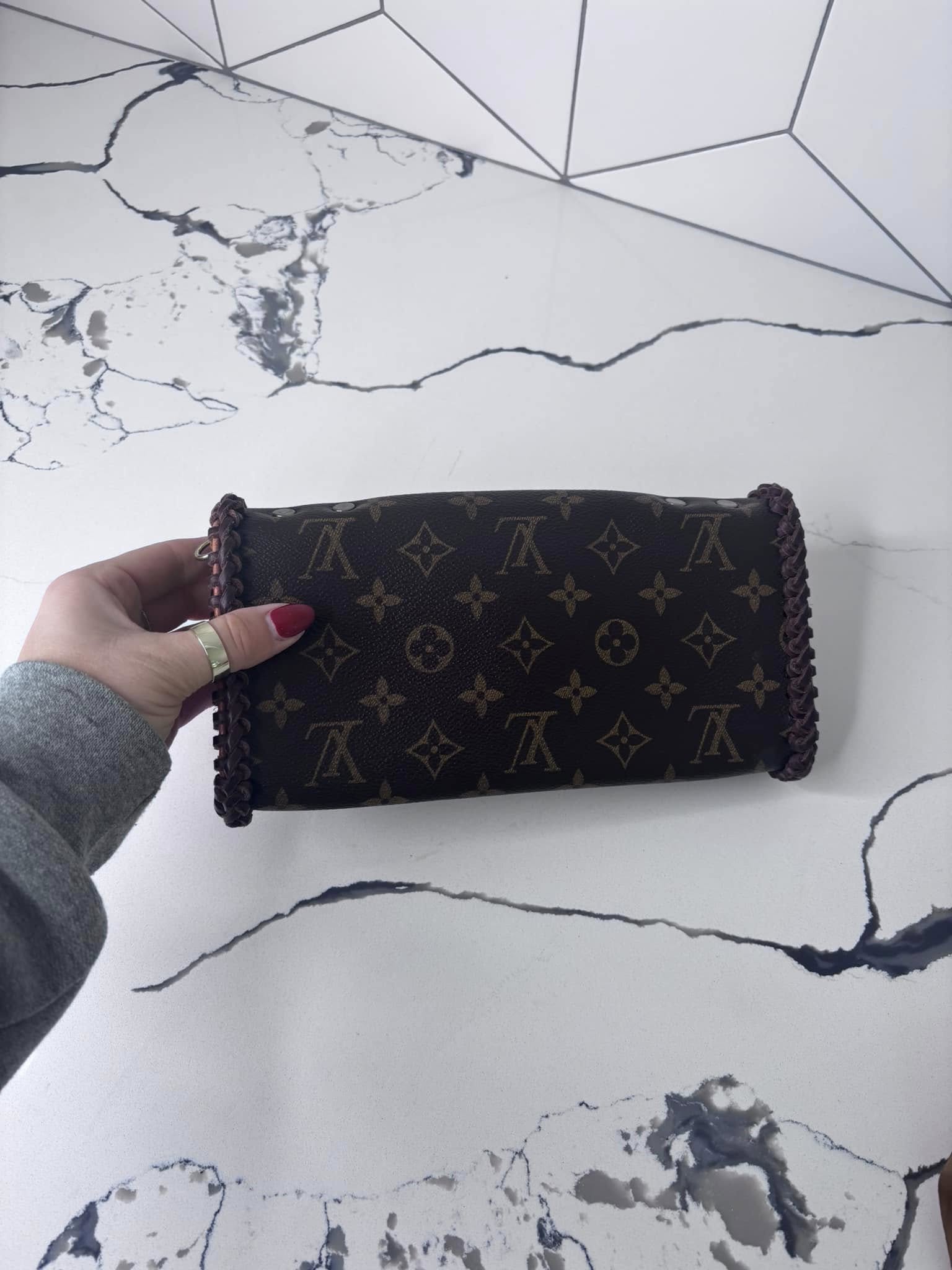 Louis Vuitton Clutch