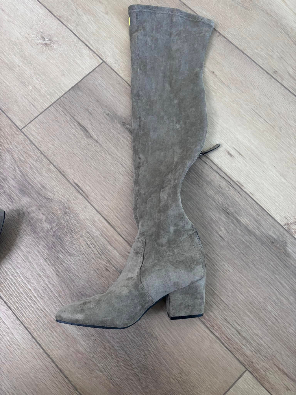 Knee High Boots (Size 7.5)