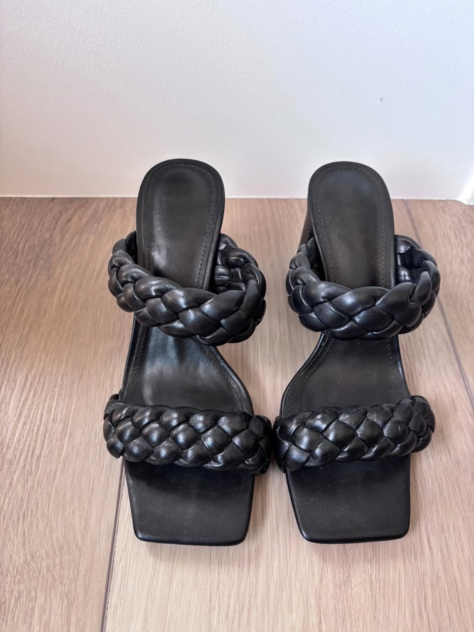 Black Braid￼ed Heels (Size 7.5)