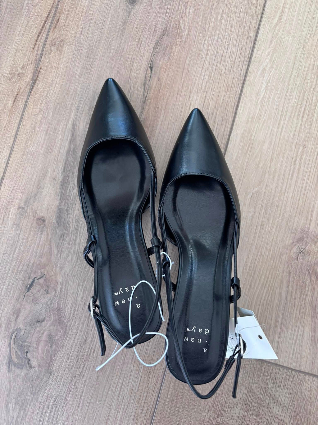 Target Black Kitten Heels (Size 7.5)