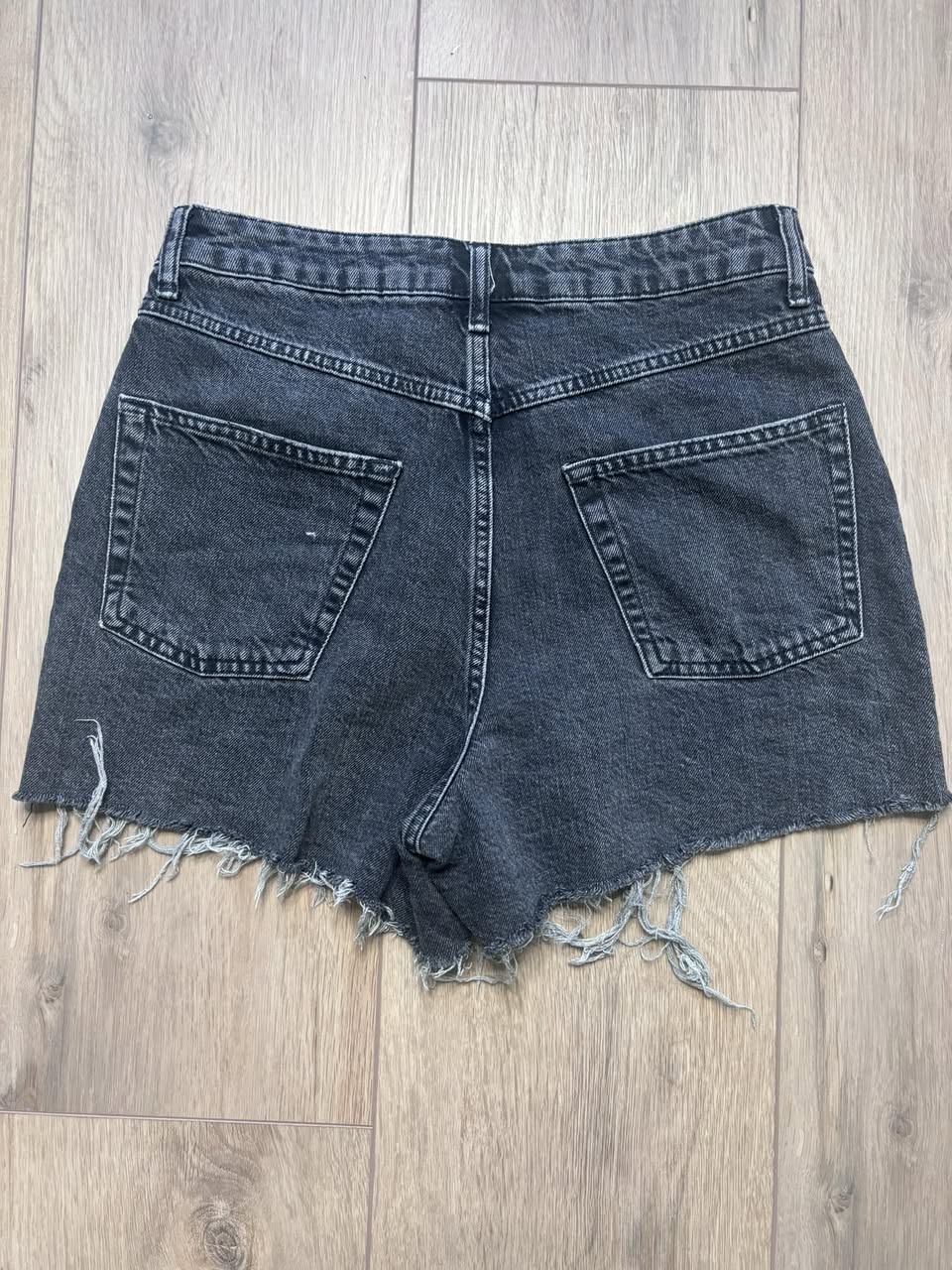 Top Shop - Black Jean shorts - Size 6