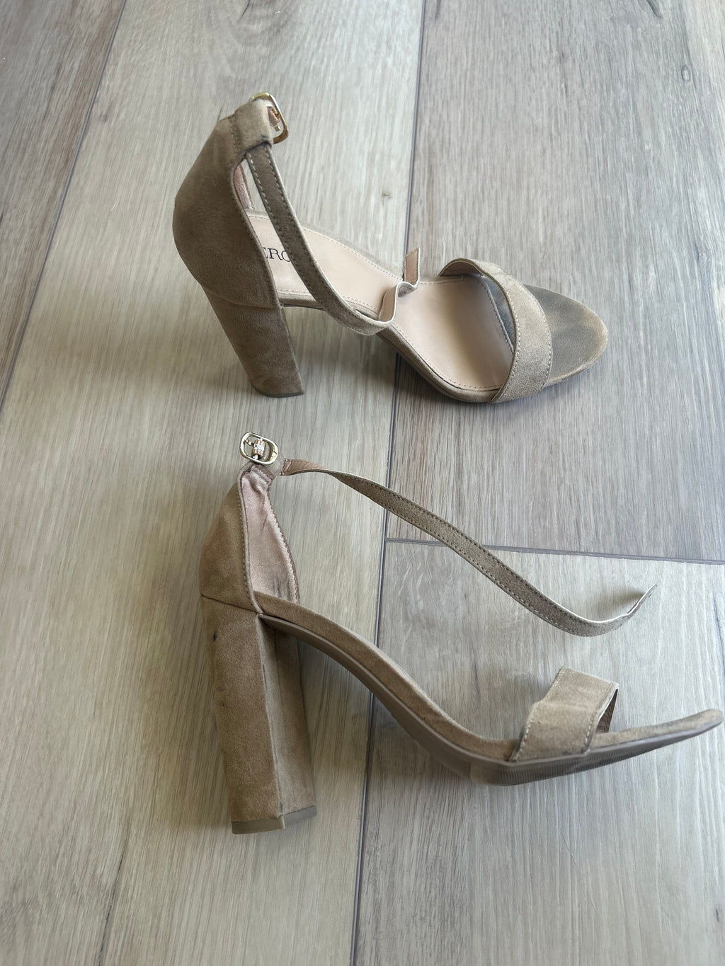 Merona Nude Heels (Size 8)