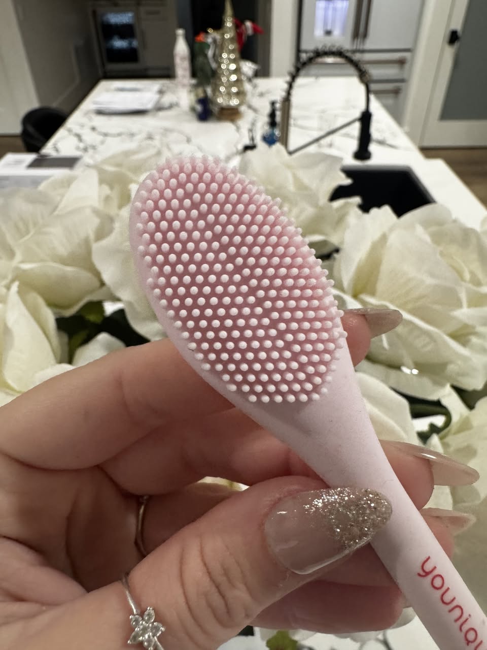 Brand New Younique Dual-Ended Silicone Facial Mask Applicator & Cleansing Tool