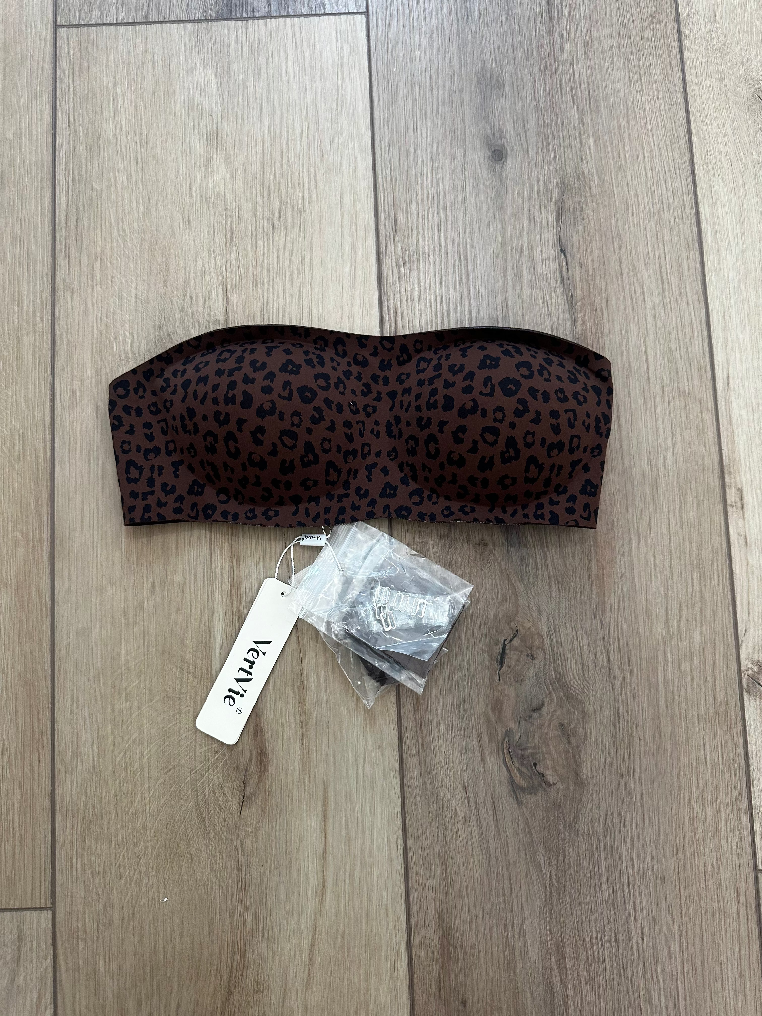 New Brown Cheetah Strapless Bra (Size Small)