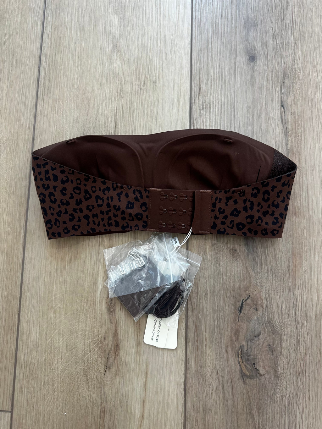 New Brown Cheetah Strapless Bra (Size Small)