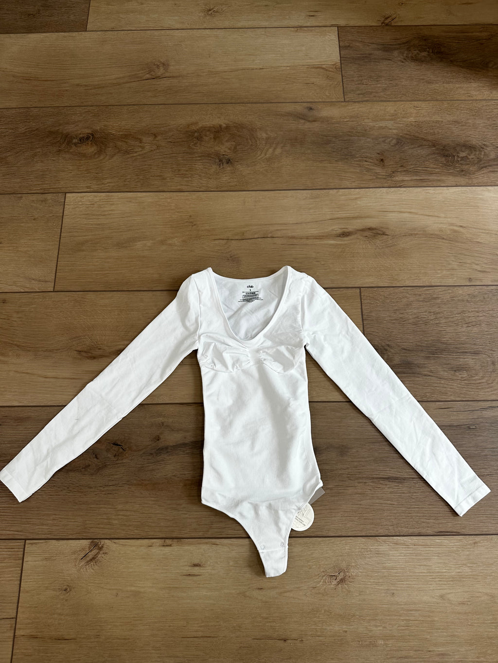 New With Tag White Long Sleeve Shapewear Bodysuit (Size Small)