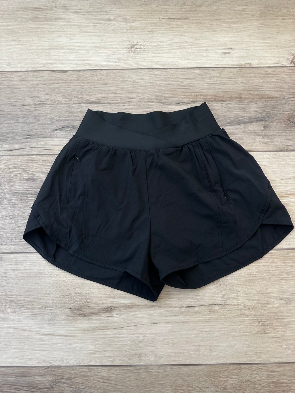 Black Workout Shorts (Size Medium)