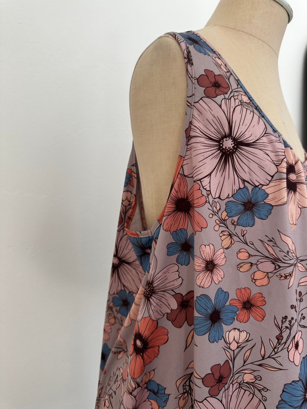 Floral Top (Size 1XL)