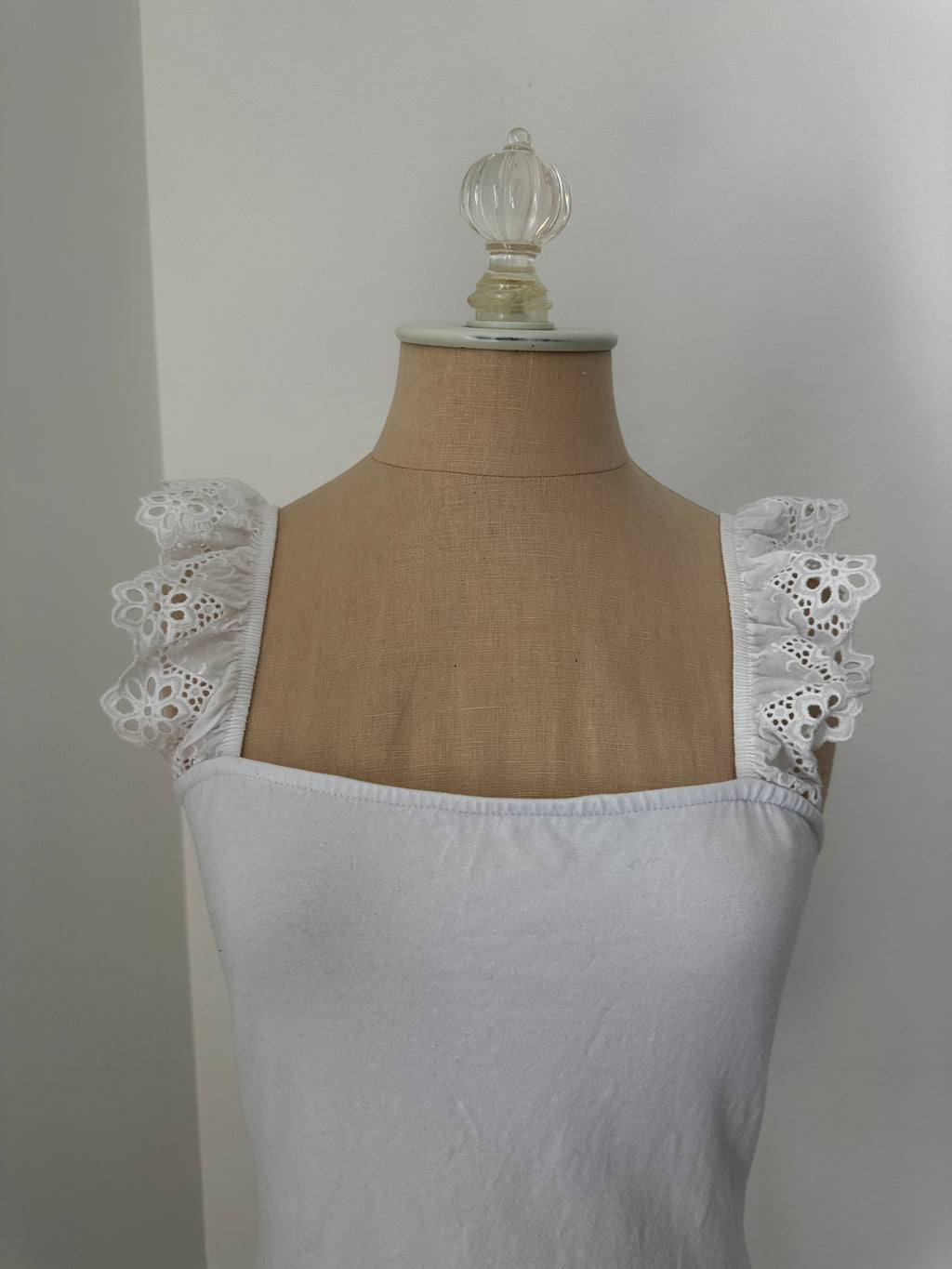 White Bodysuit Pink Lily (Size Medium)