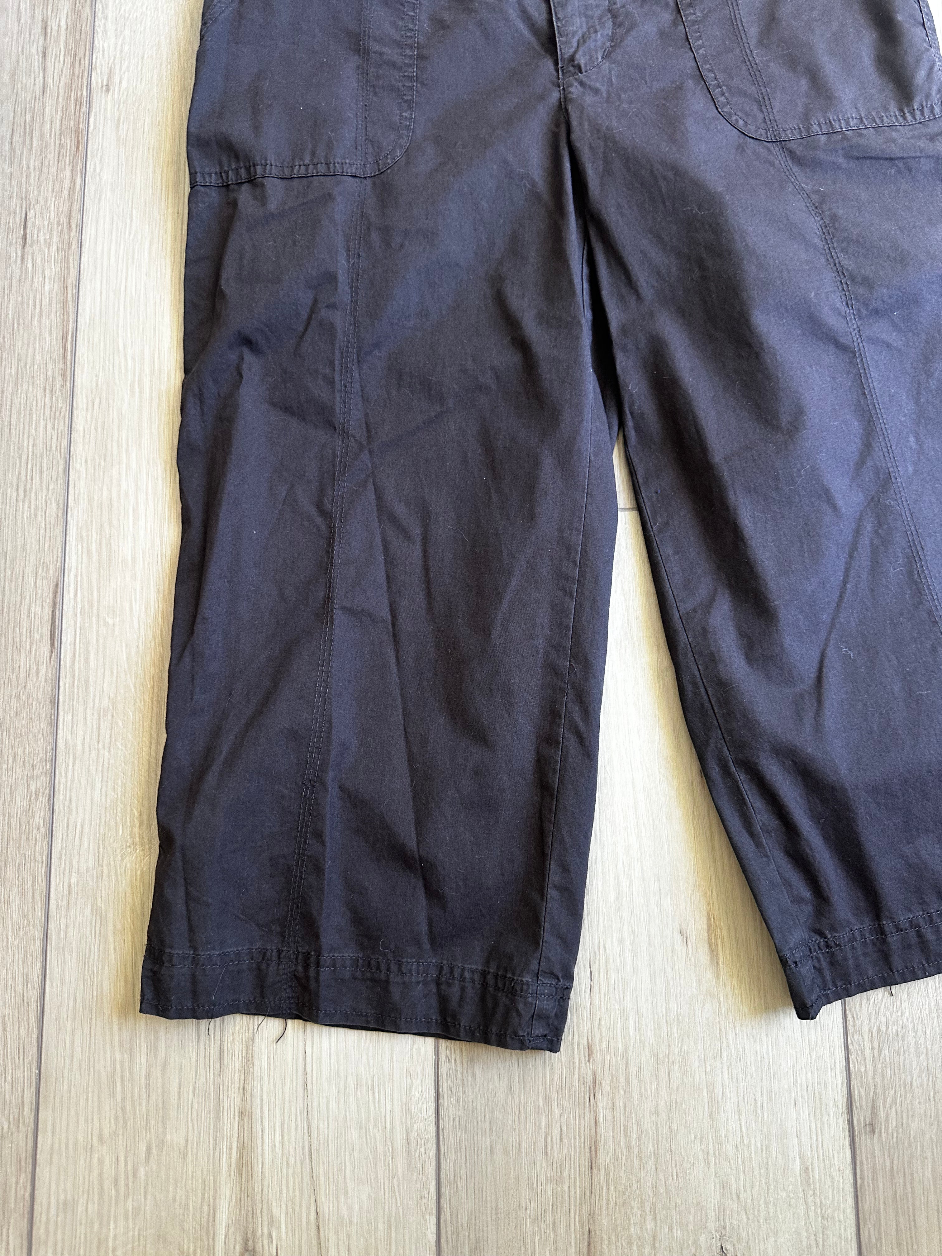 Brown Capri Pants (Size 10/Medium/Large)