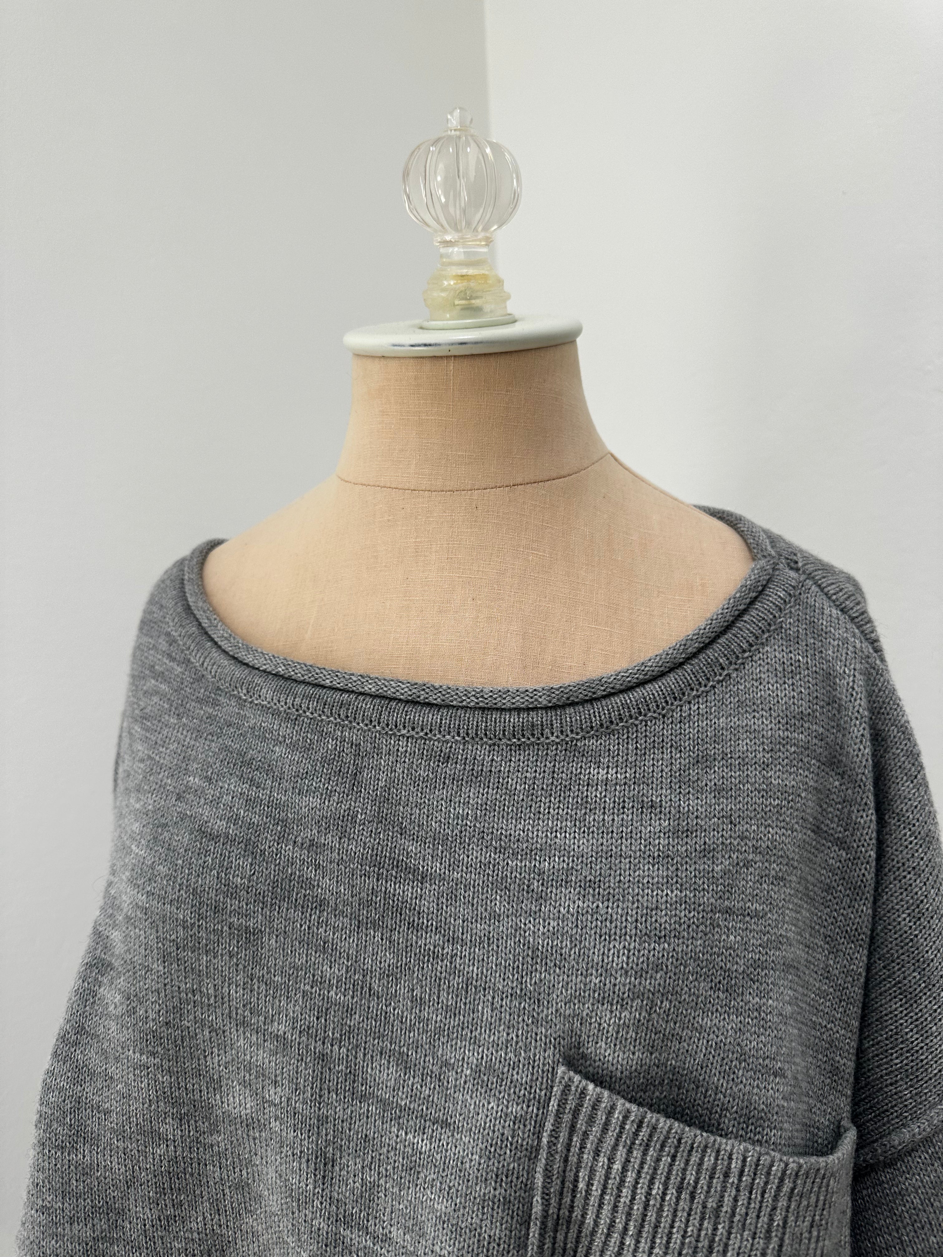 Gray Knit Sweater Pink Lily (Size Small)
