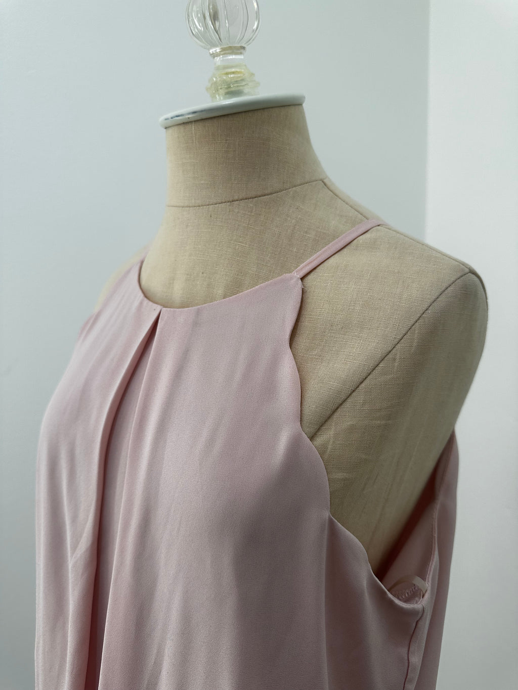 Pink Halter Top (Size Large)