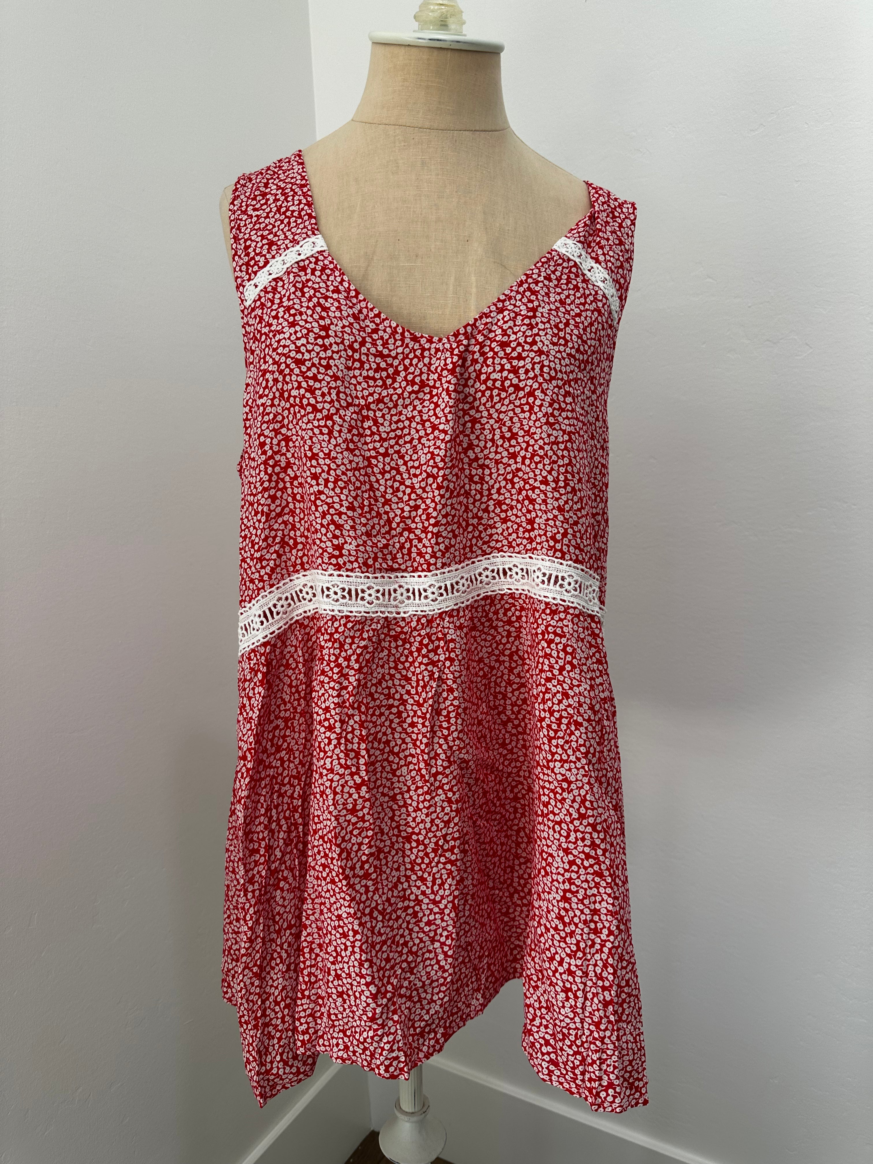 Long Floral Top New With Tag (Size Large)