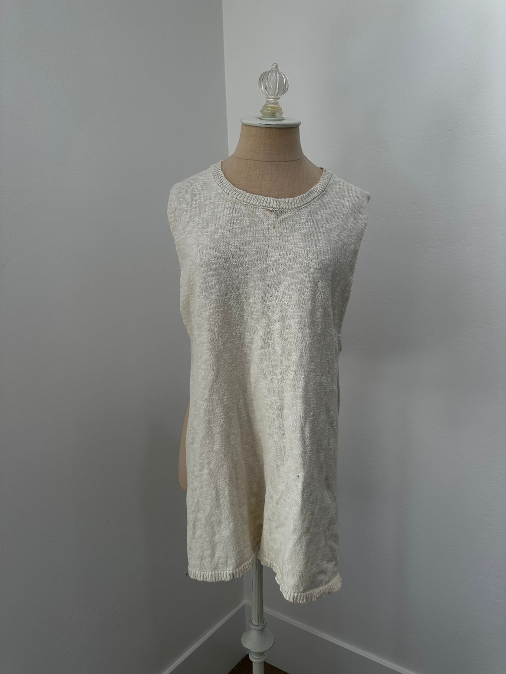 White Knit 2 Piece Set (Size Small)