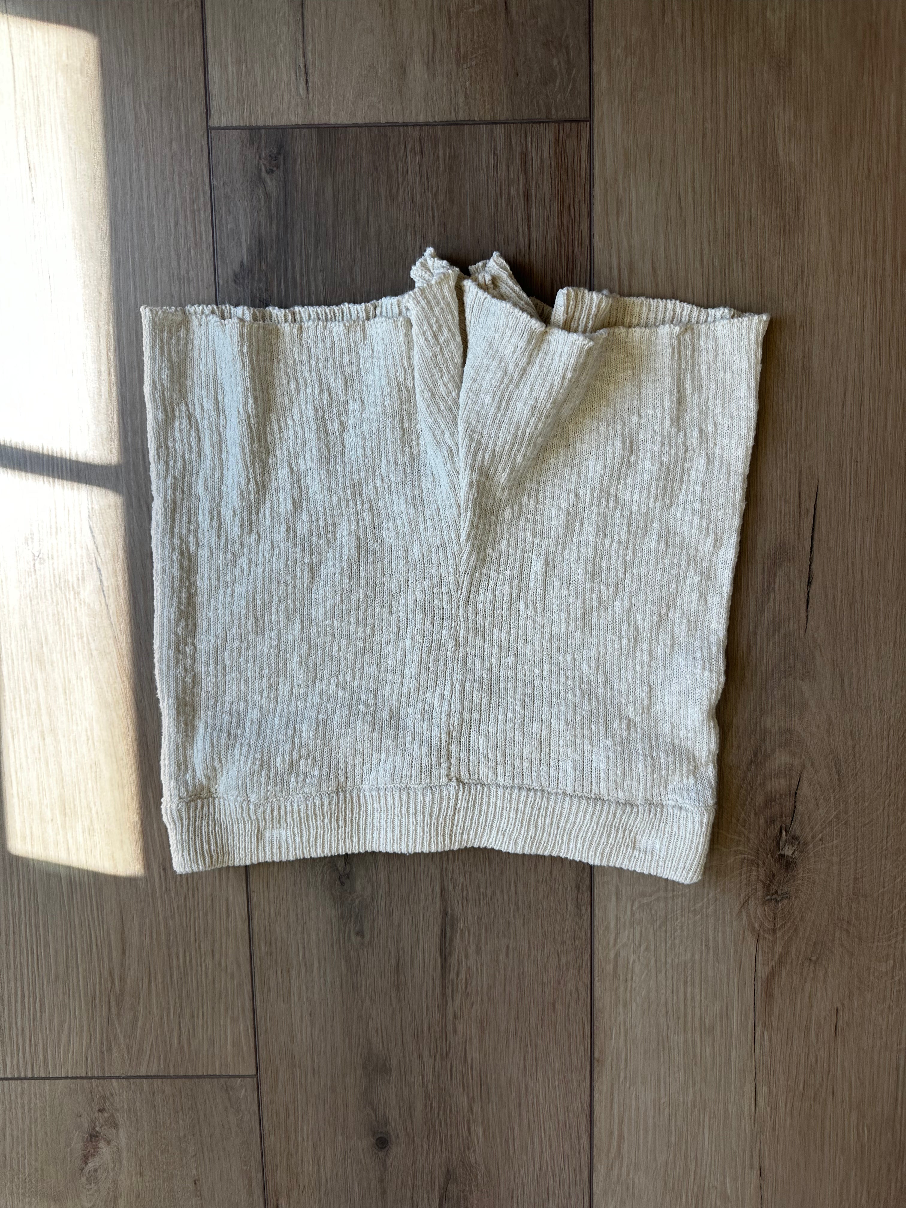 White Knit 2 Piece Set (Size Small)