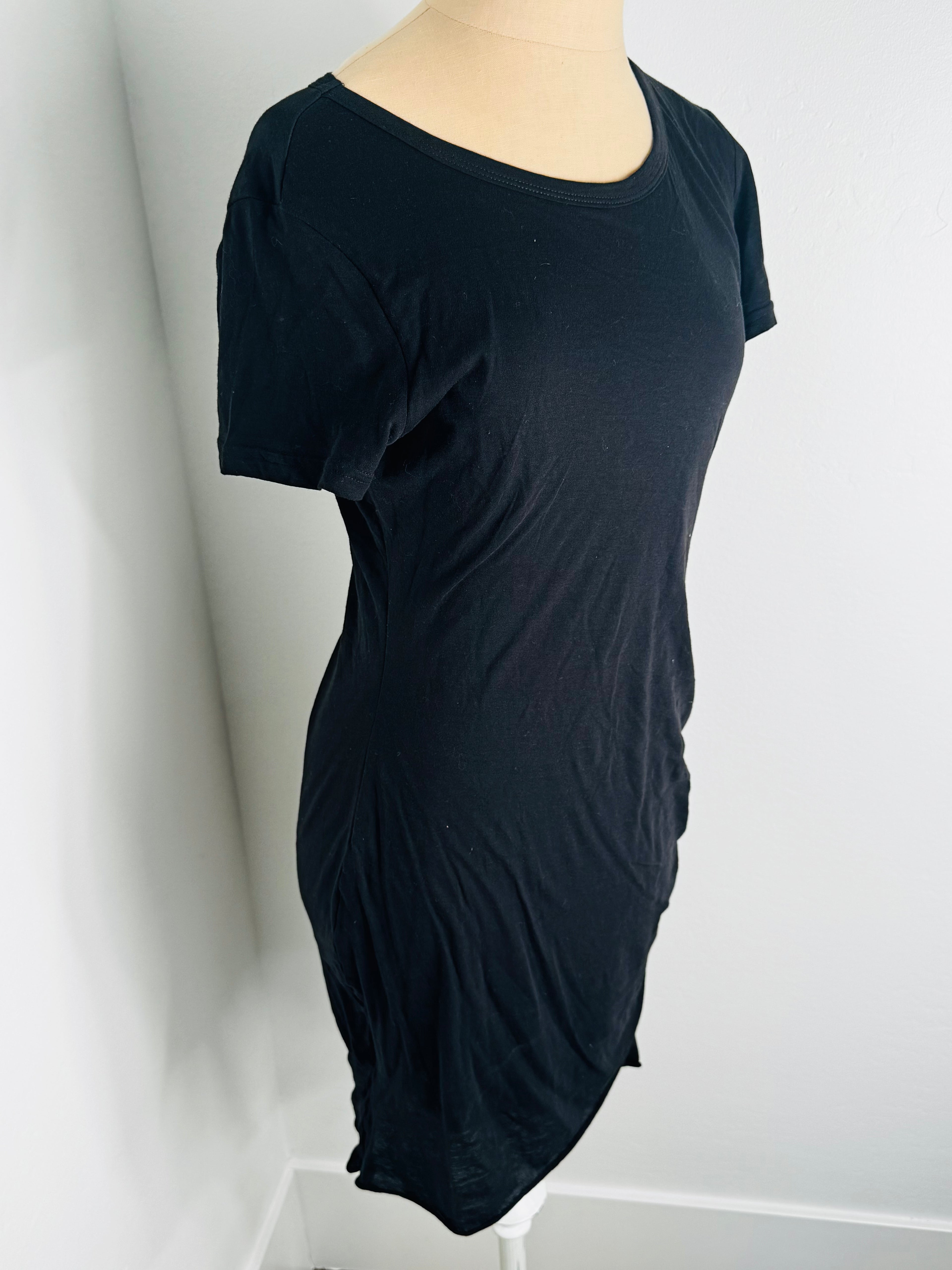 Black 'T-Shirt Dress' with Scrunch Side