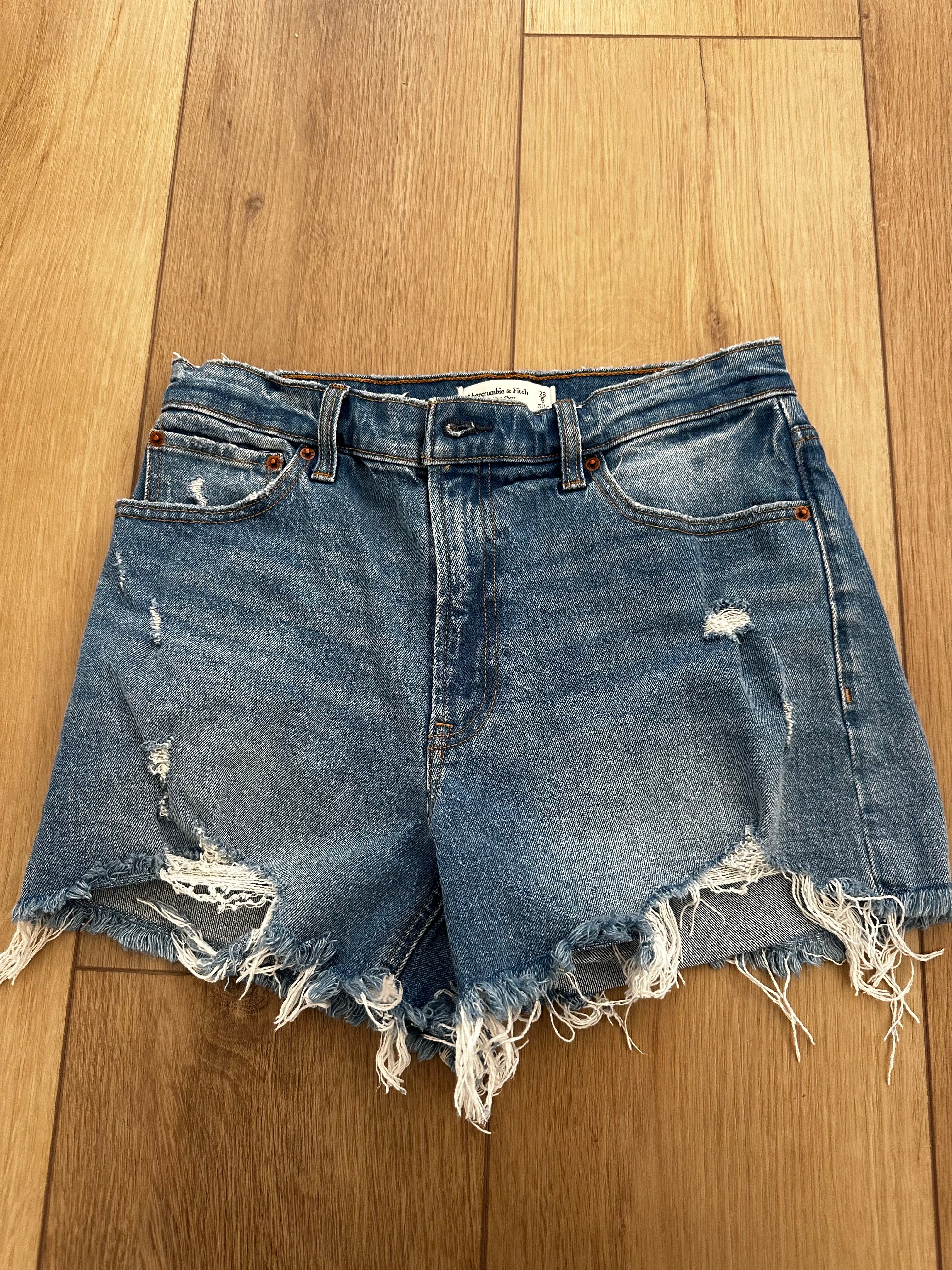 Abercrombie Denim Shorts (Size 6)
