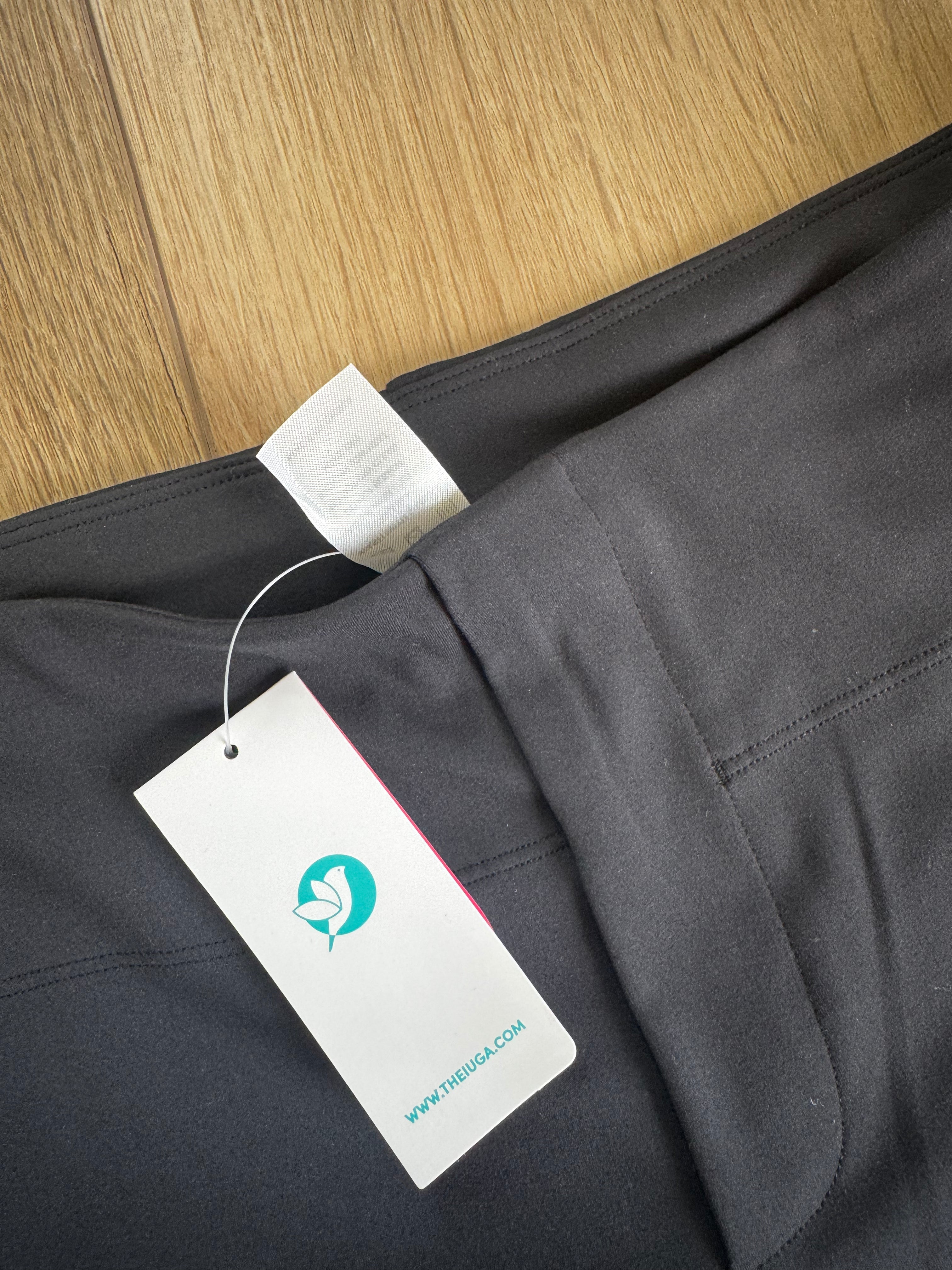 Black Flare Yoga Pants (Medium)