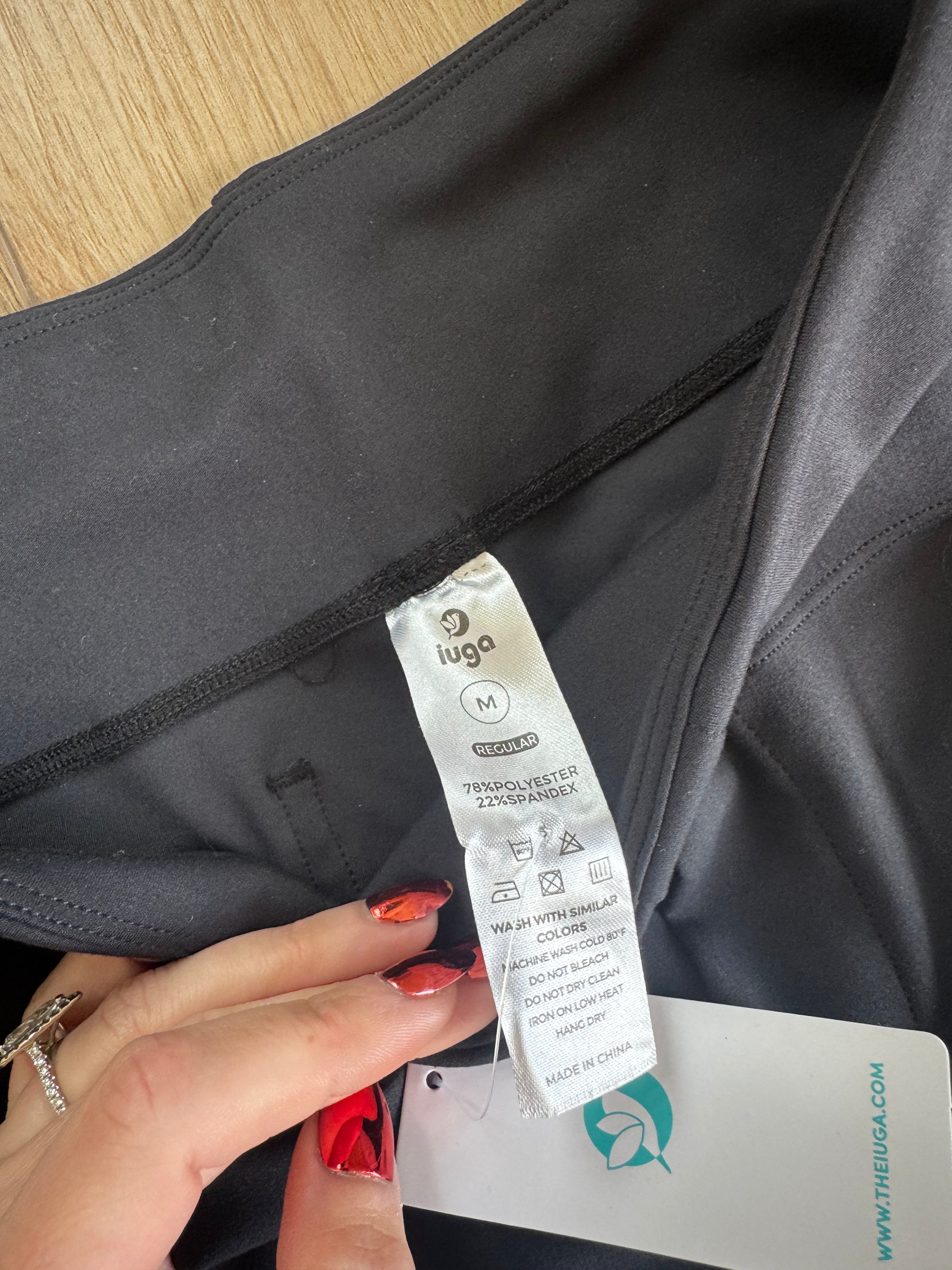 Black Flare Yoga Pants (Medium)