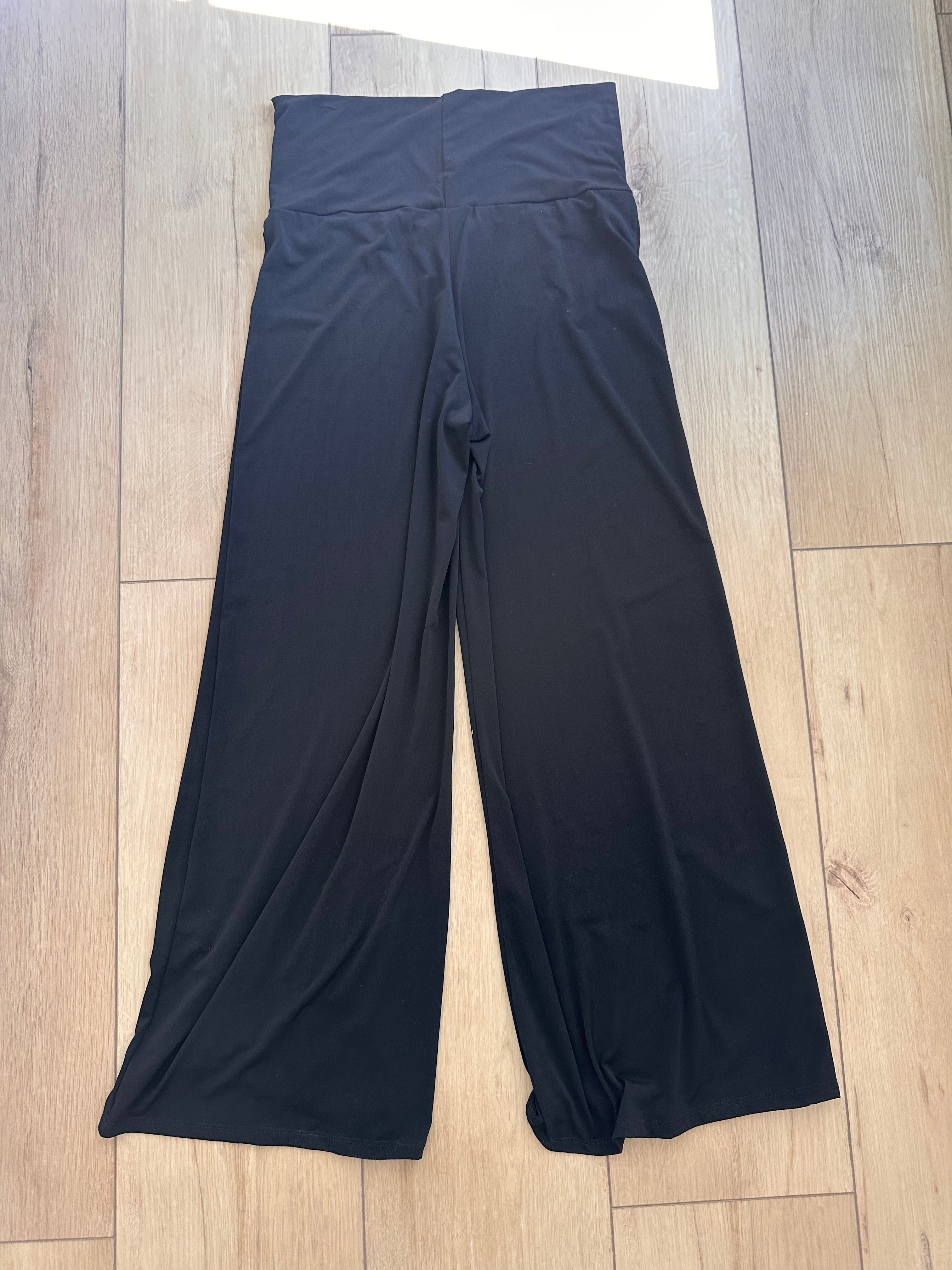 Black Loose Yoga Pants (Size Large)