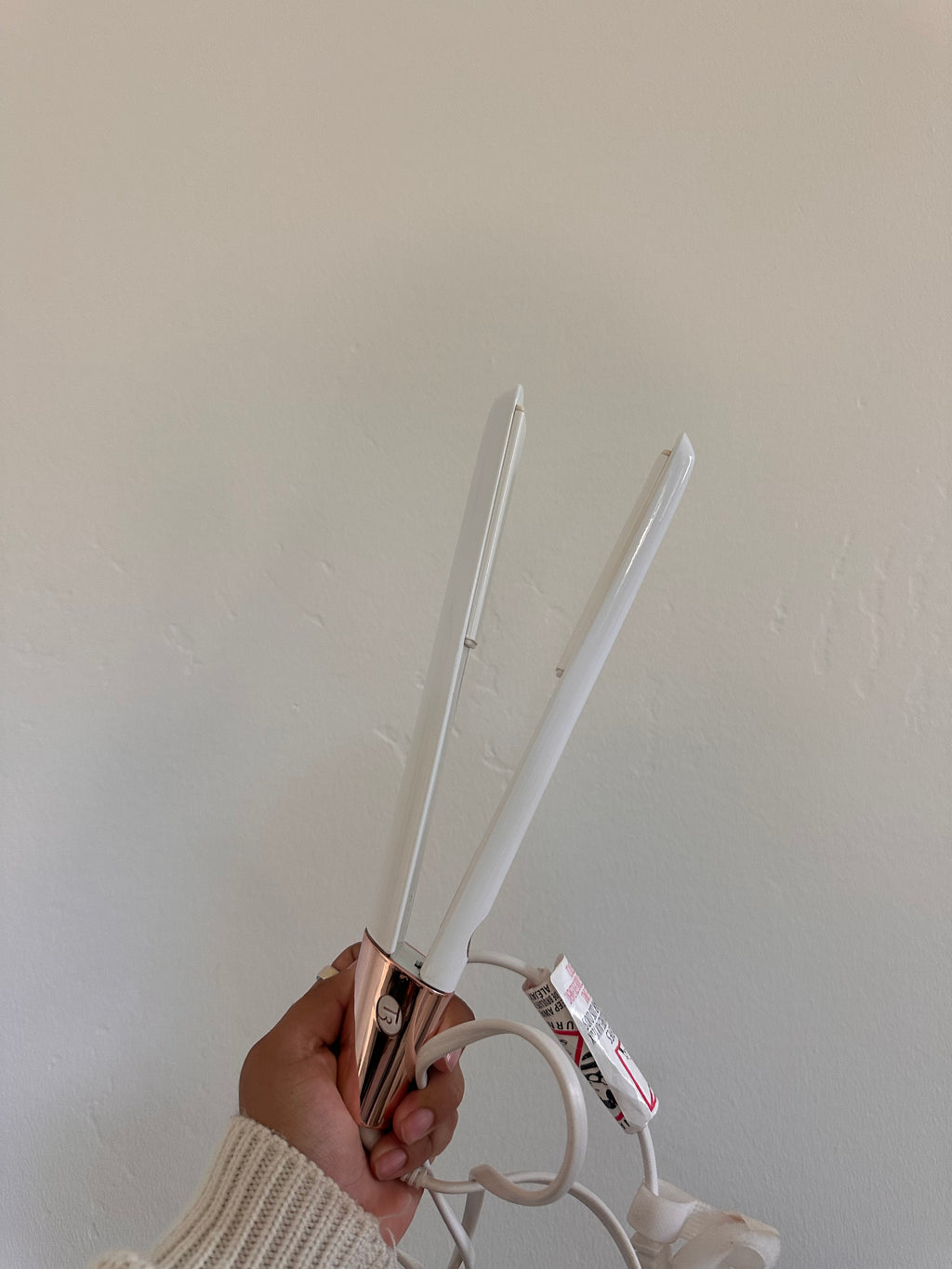 T3 1 Inch White Hair Straightener (Good Condition)