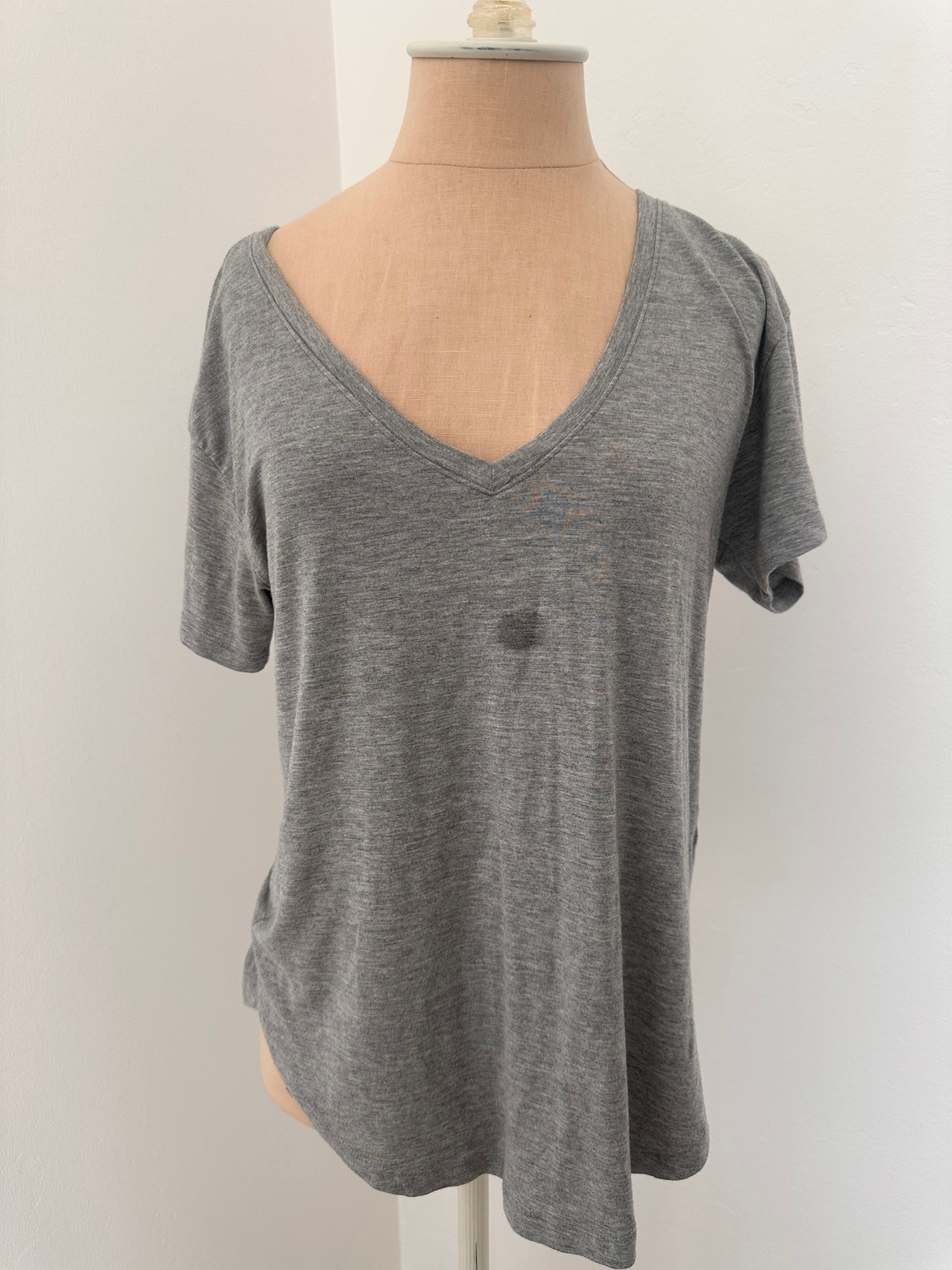 Gray V Neck Tee (Size Small)