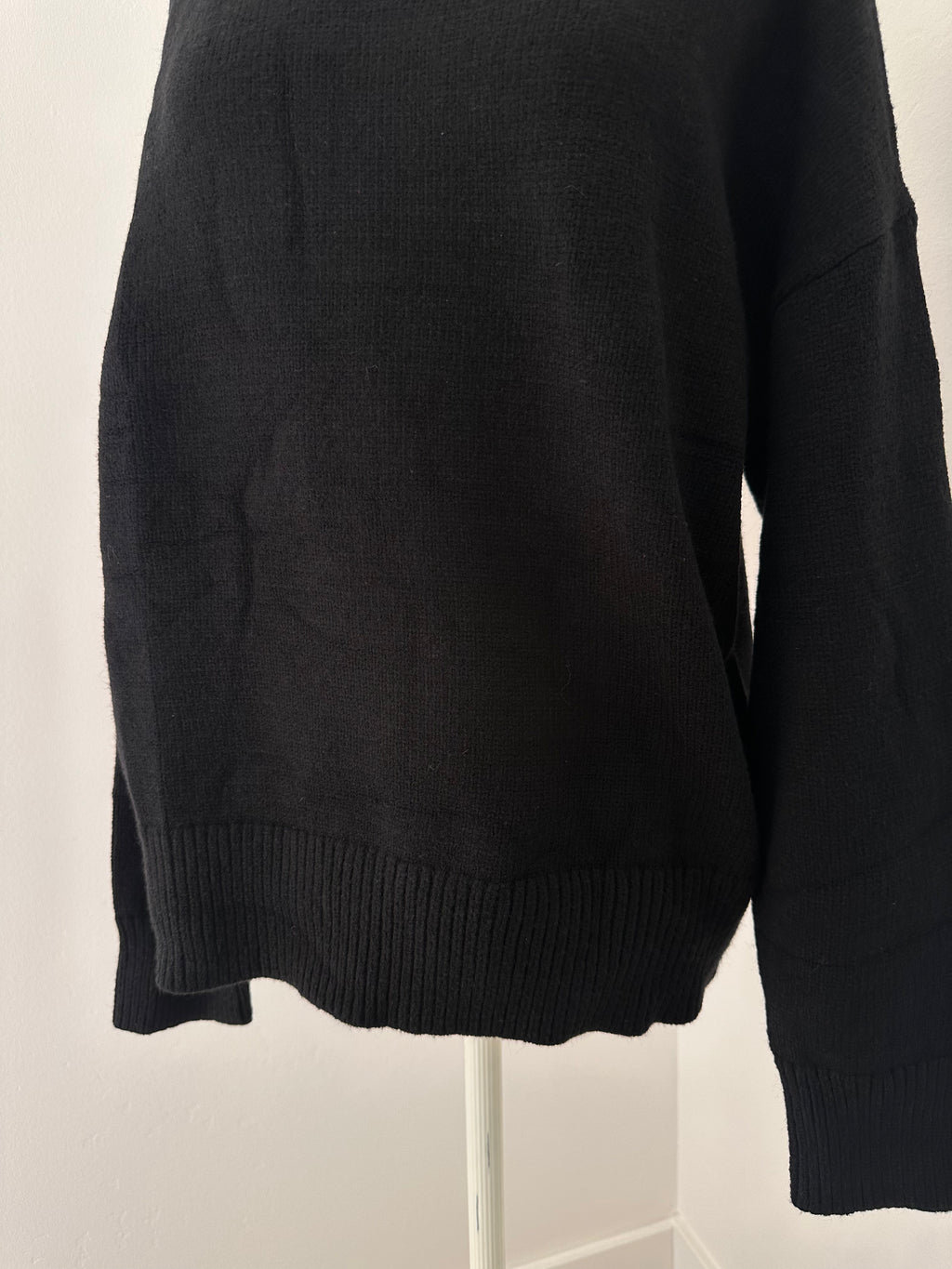 White Sweater (Size Small) (Copy)