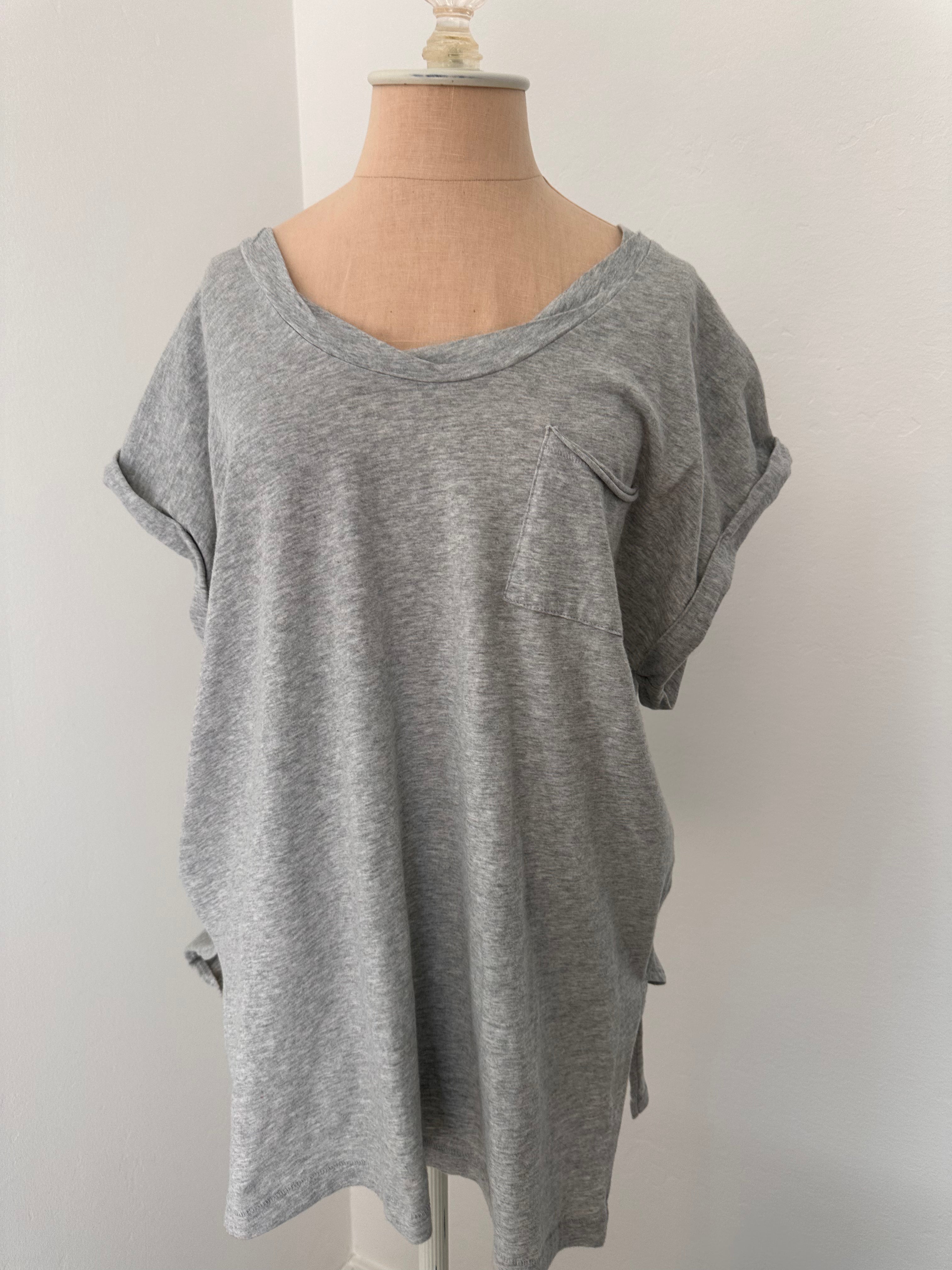 Gray Round Neck Tee (size small)