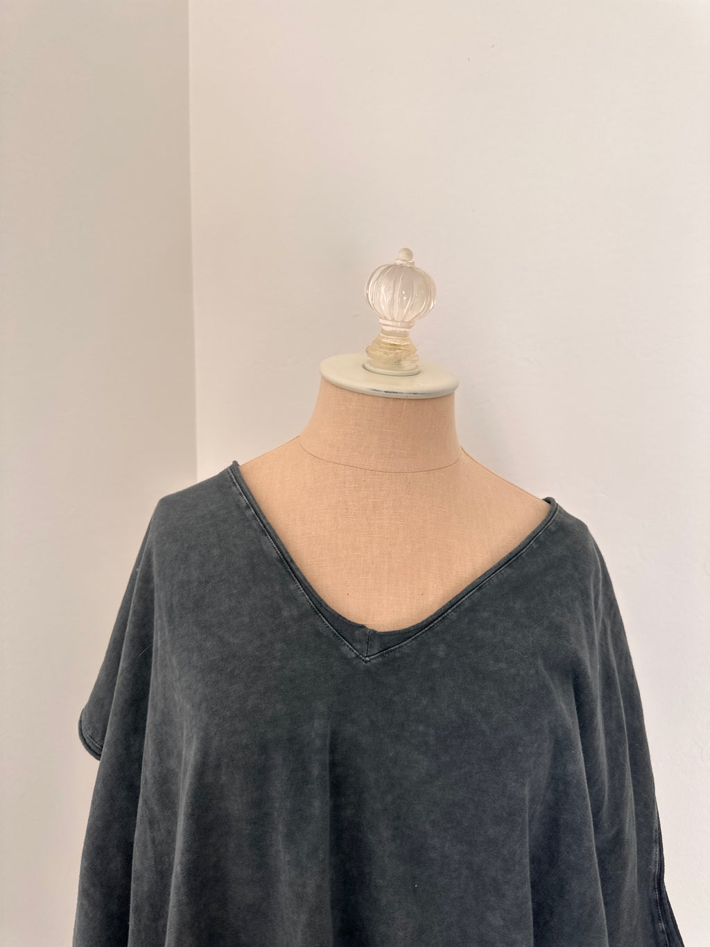 Dark Gray Vneck Tee Free People New with tag(Size Small)