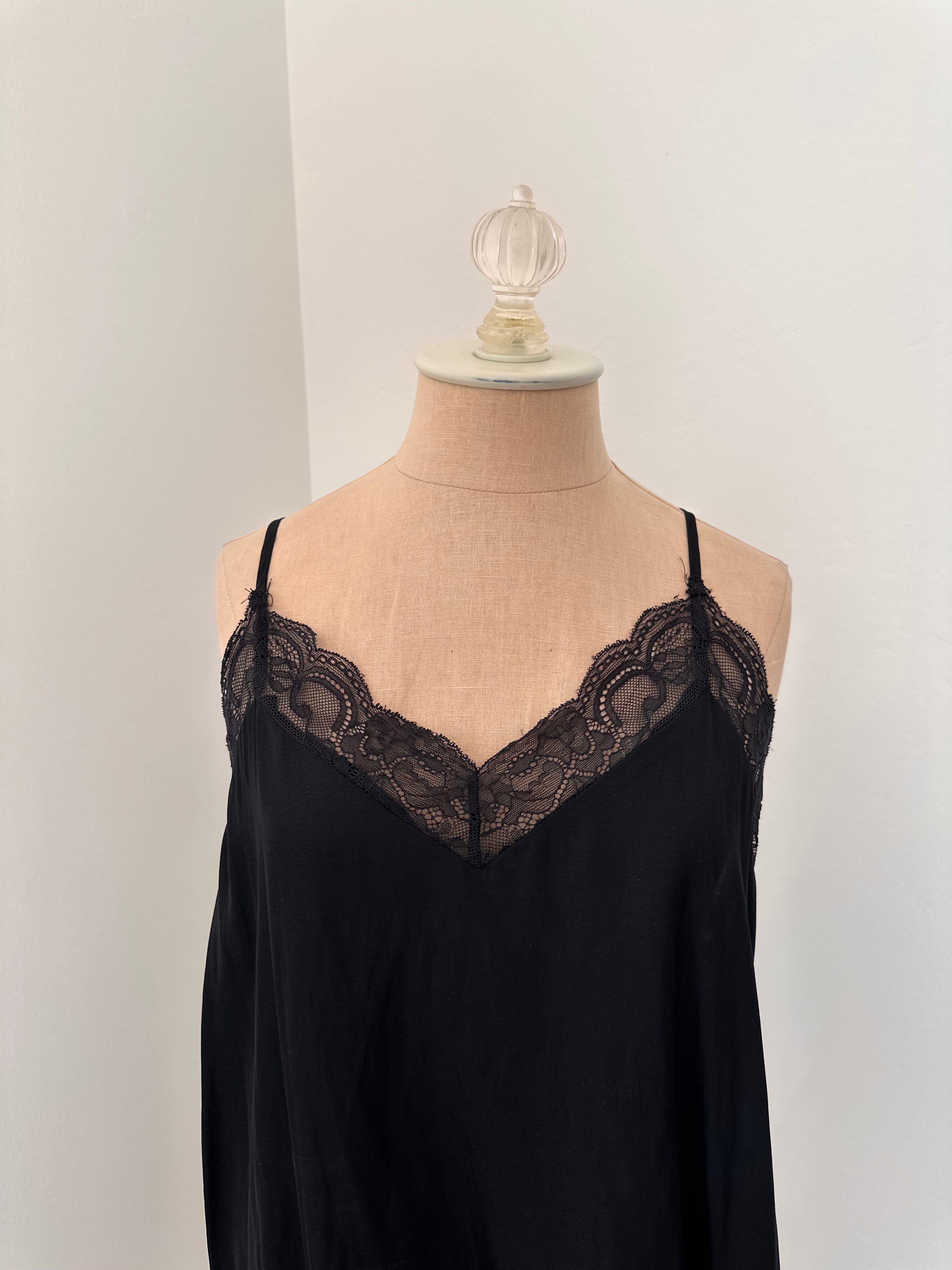 New With Tag Black Lace Tank (Size Large)