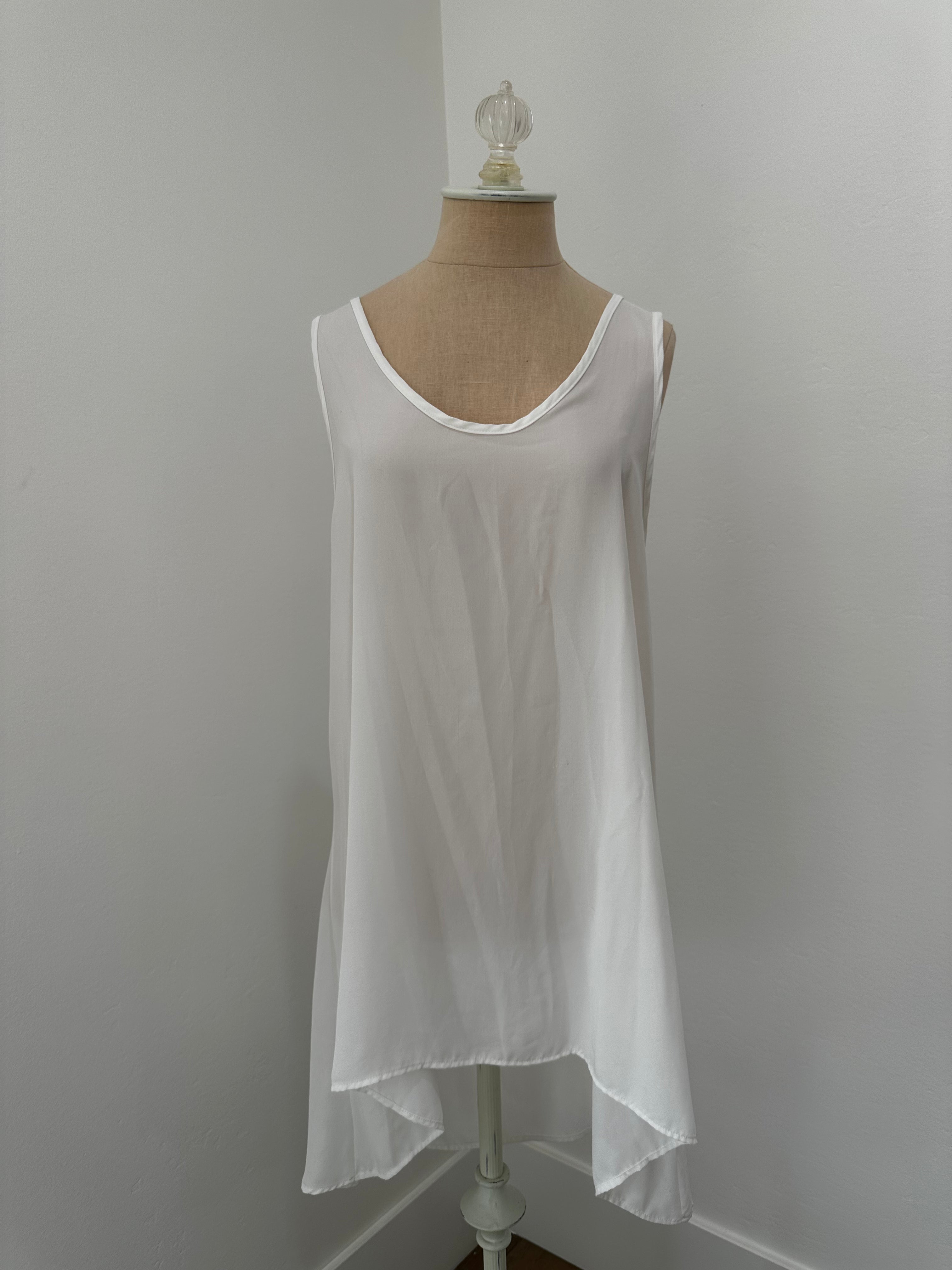 Tank Top Tunic White (Size Large)