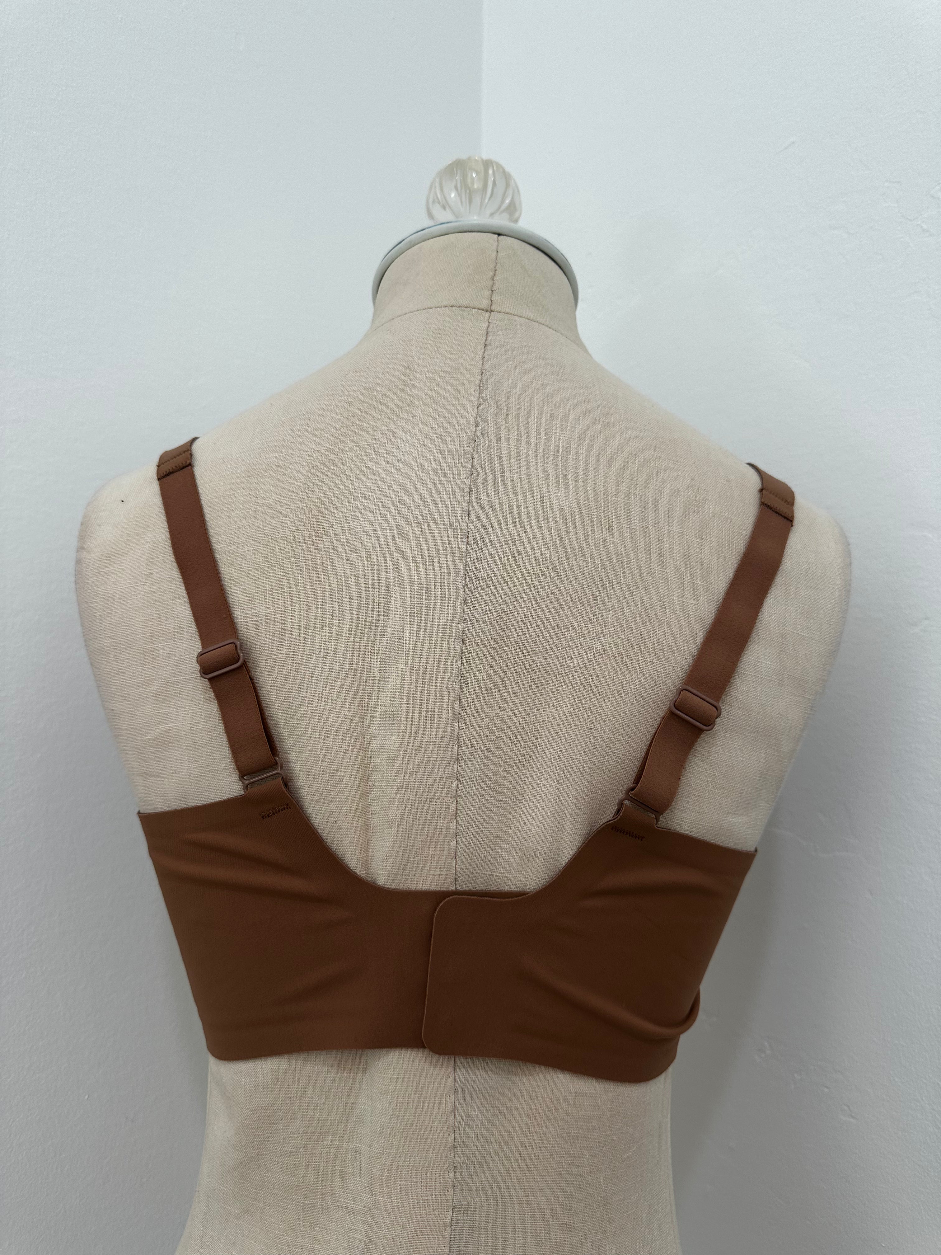 Brown Tan Seamless Wireless Bra (Size Medium)