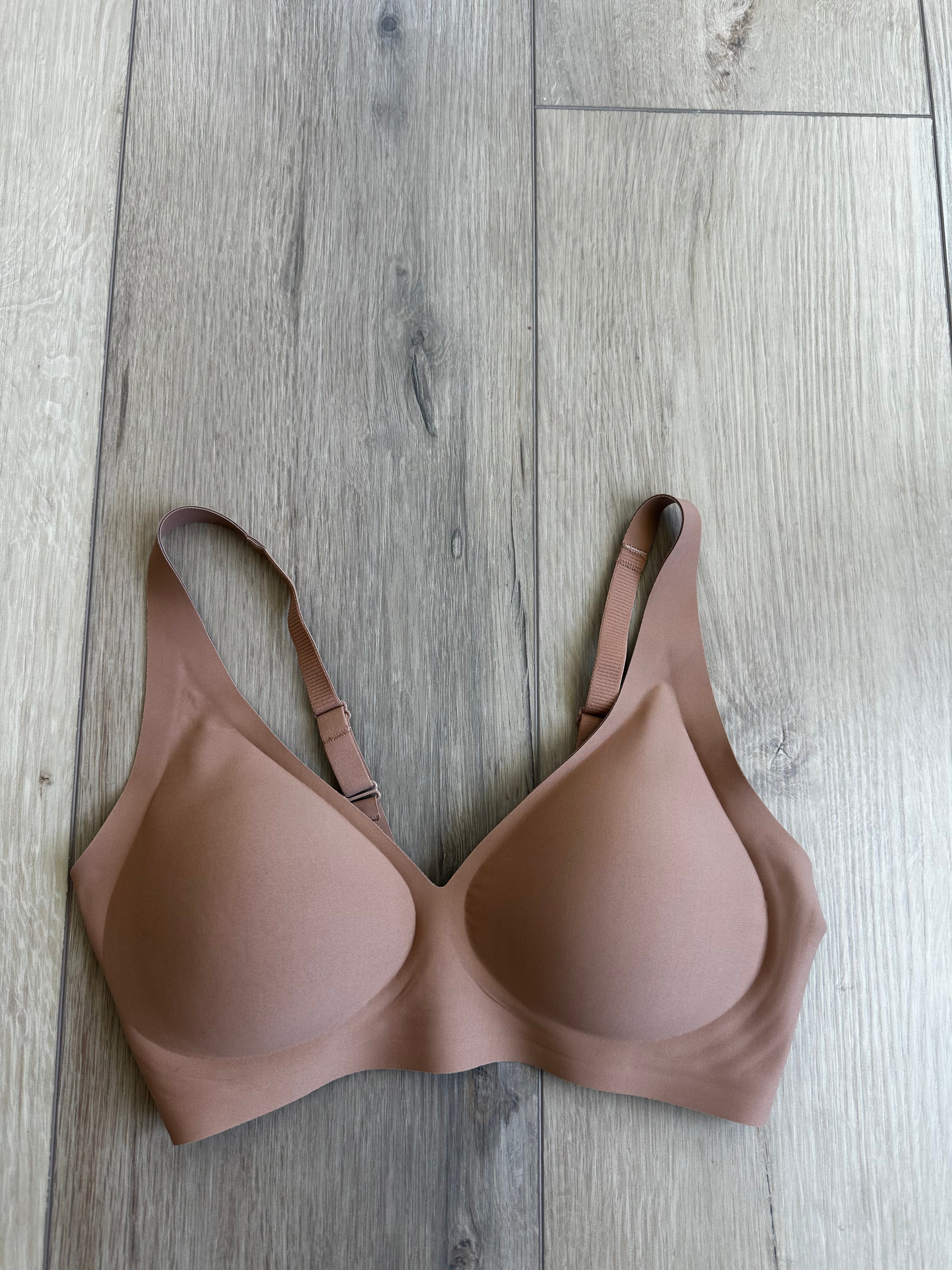 Brown Tan Seamless Wireless Bra (Size Medium)