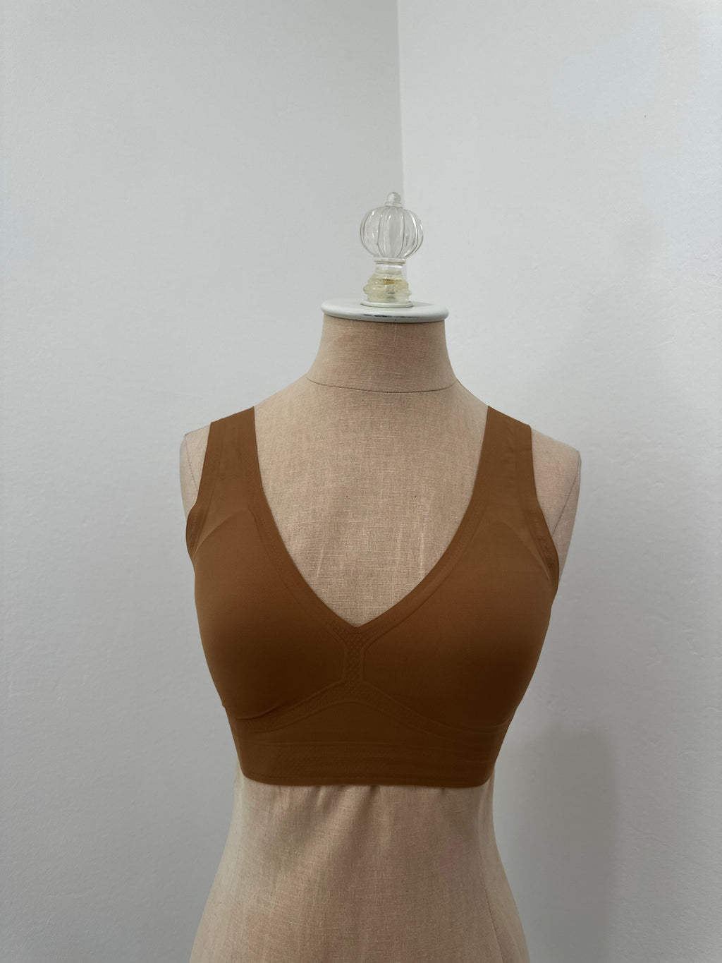 Tan NonAdjustable Bra Wireless (Size Small)