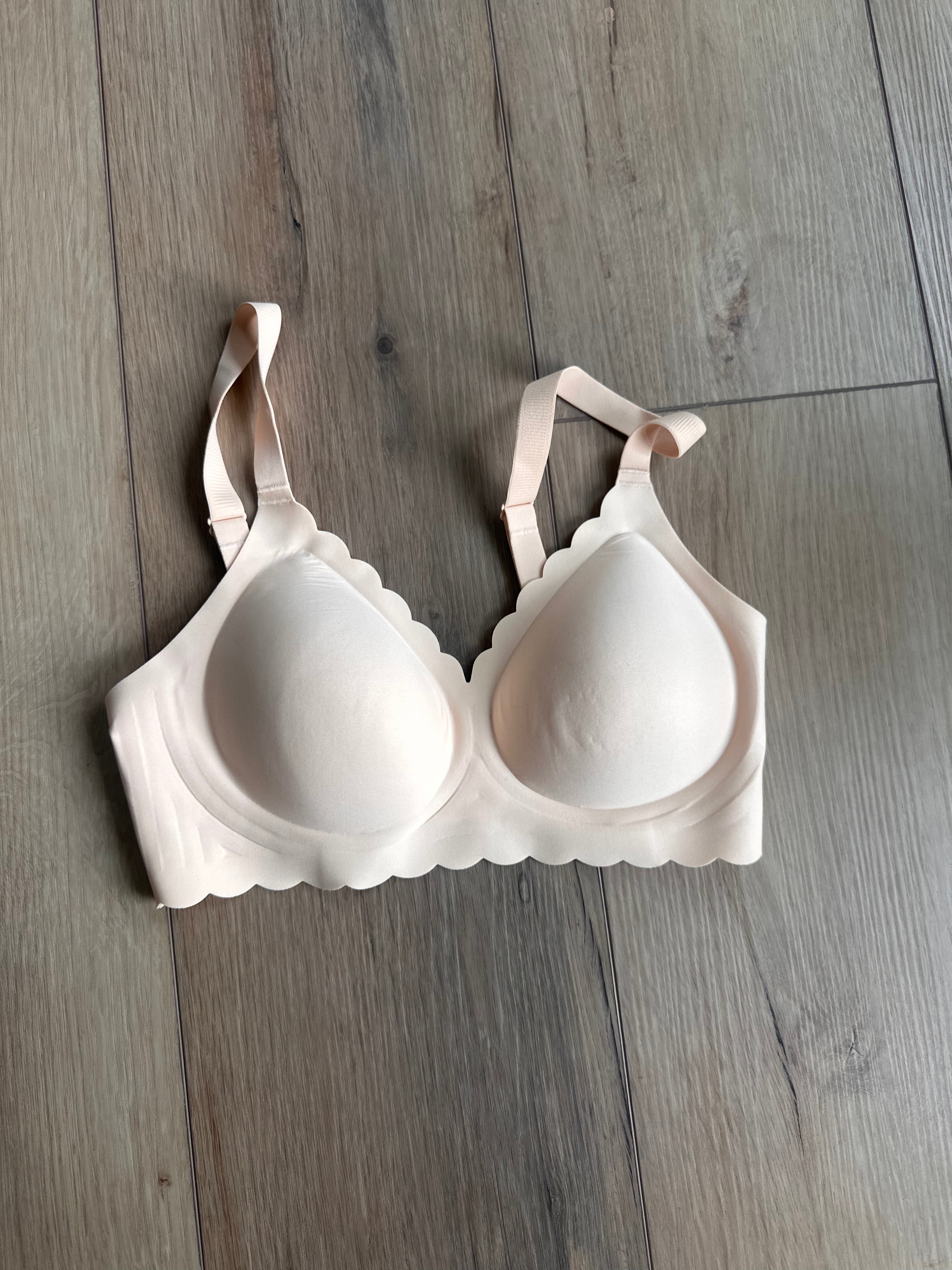 Nude Bra Wireless New With Tag (Size Small)