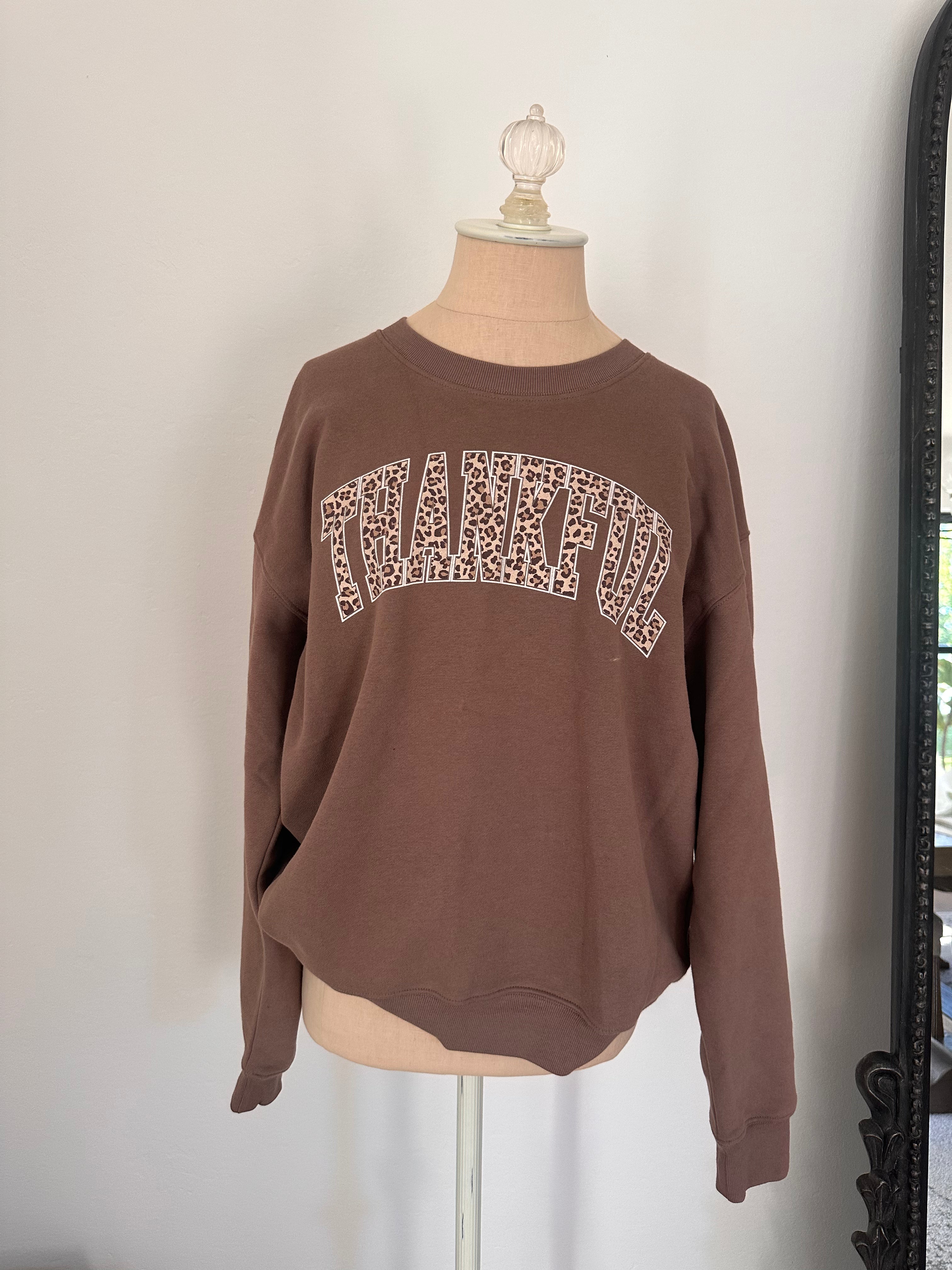 Thankful Brown Sweatshirt Pink Lily New (Size Large)