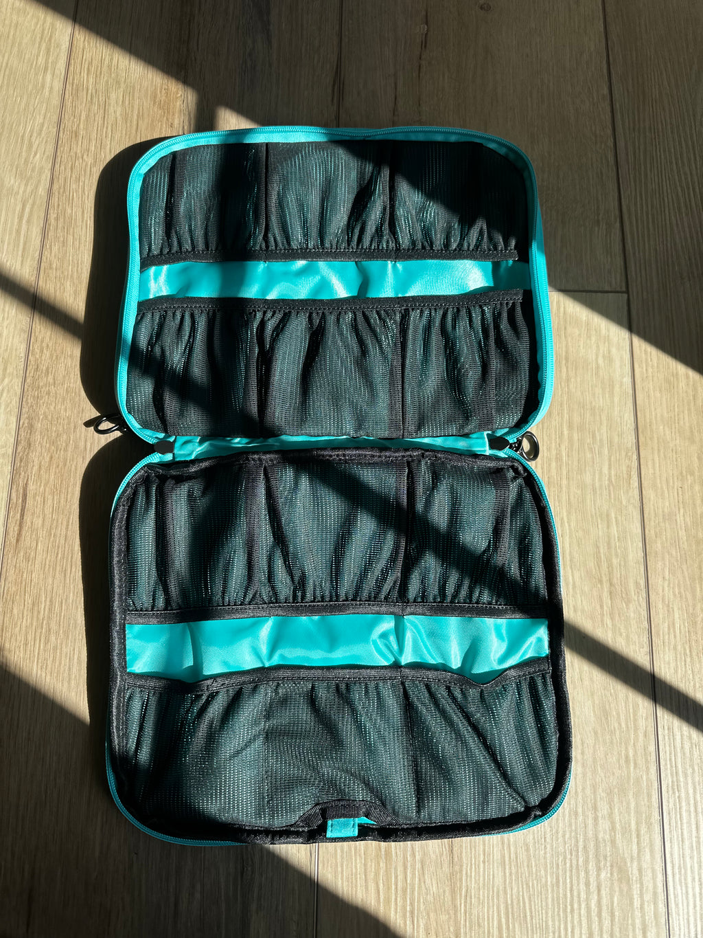 Blue Packing Cube also for Bikinis or jewelry