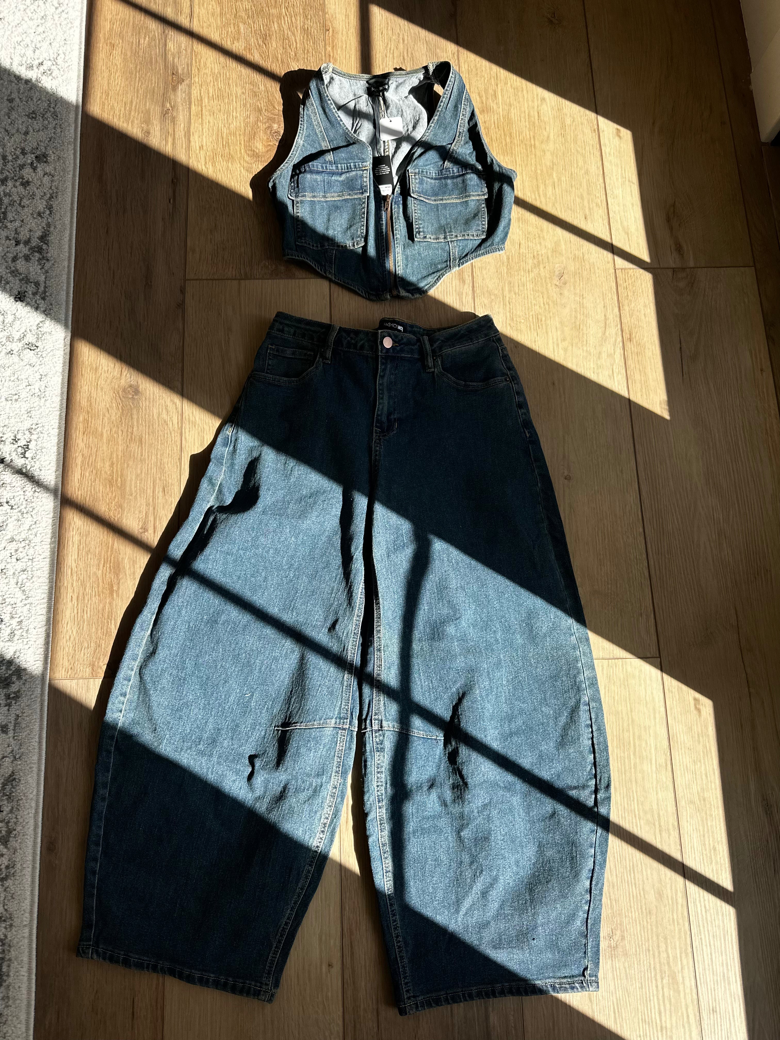 Denim Set Barrel Jeans New with Tags (curve love SIZE 2 small strechy )