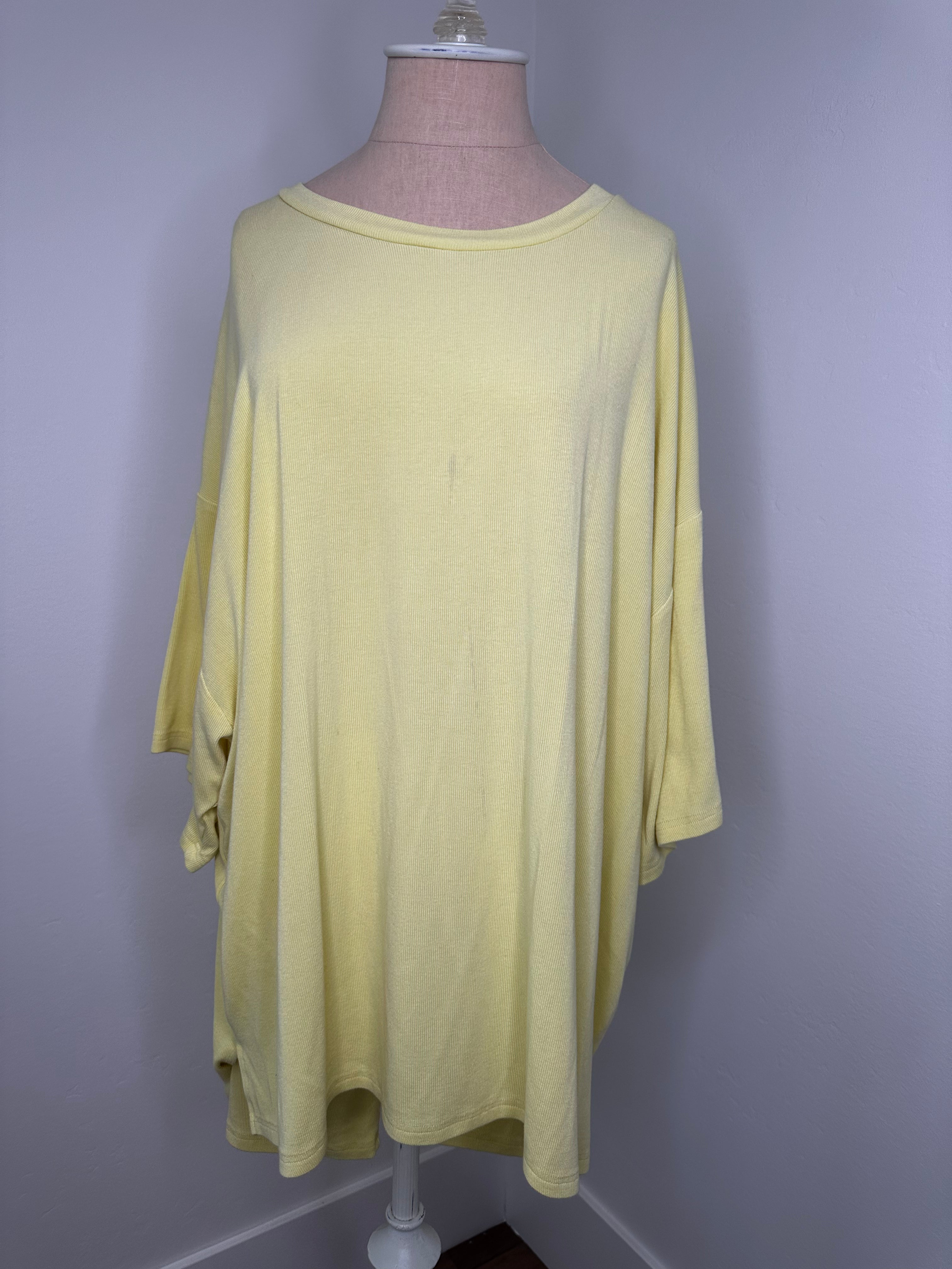 Yellow Tshirt and Short Set (Size Medium)