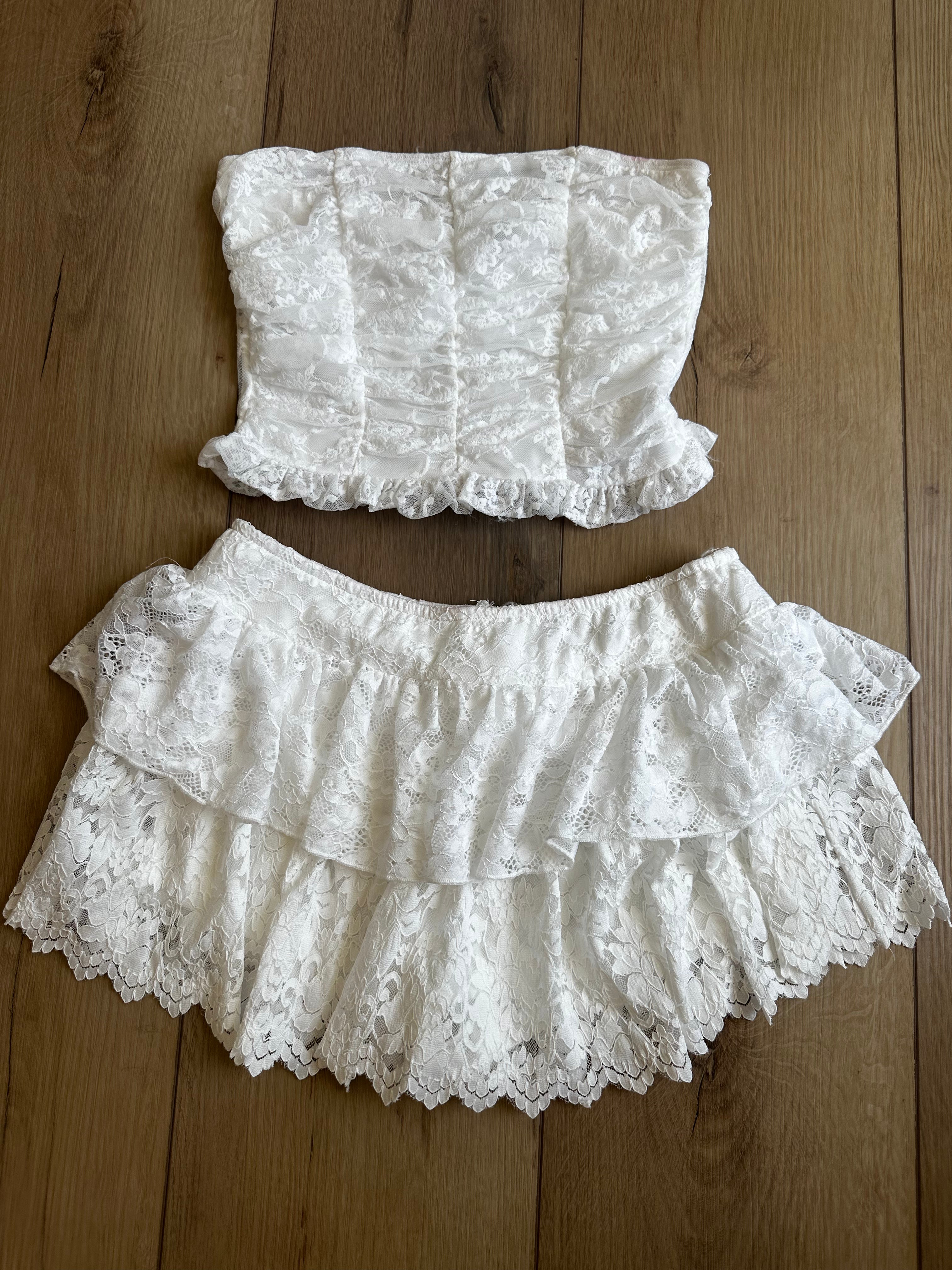 White Two Piece Set (Size Medium)