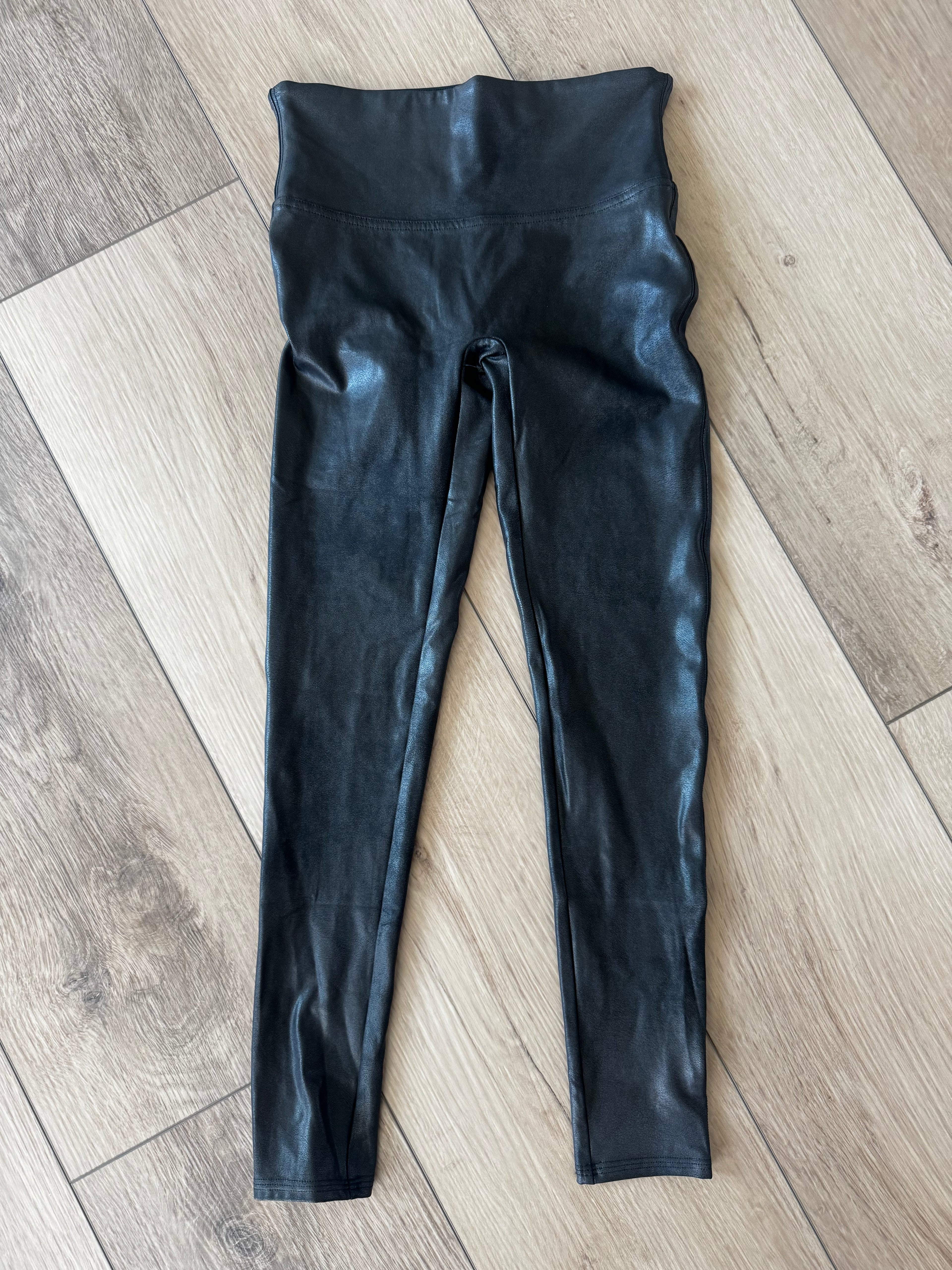 Faux-Leather Spanx Leggings (Size: Medium/Petite)