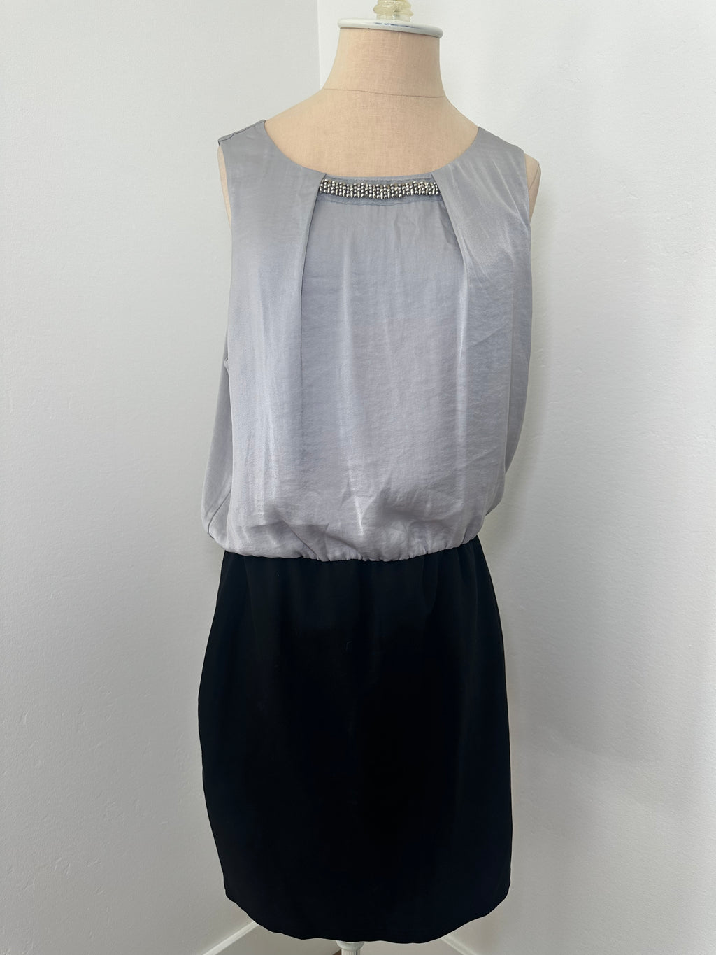 Gray and Black Short Dress (Size Large)