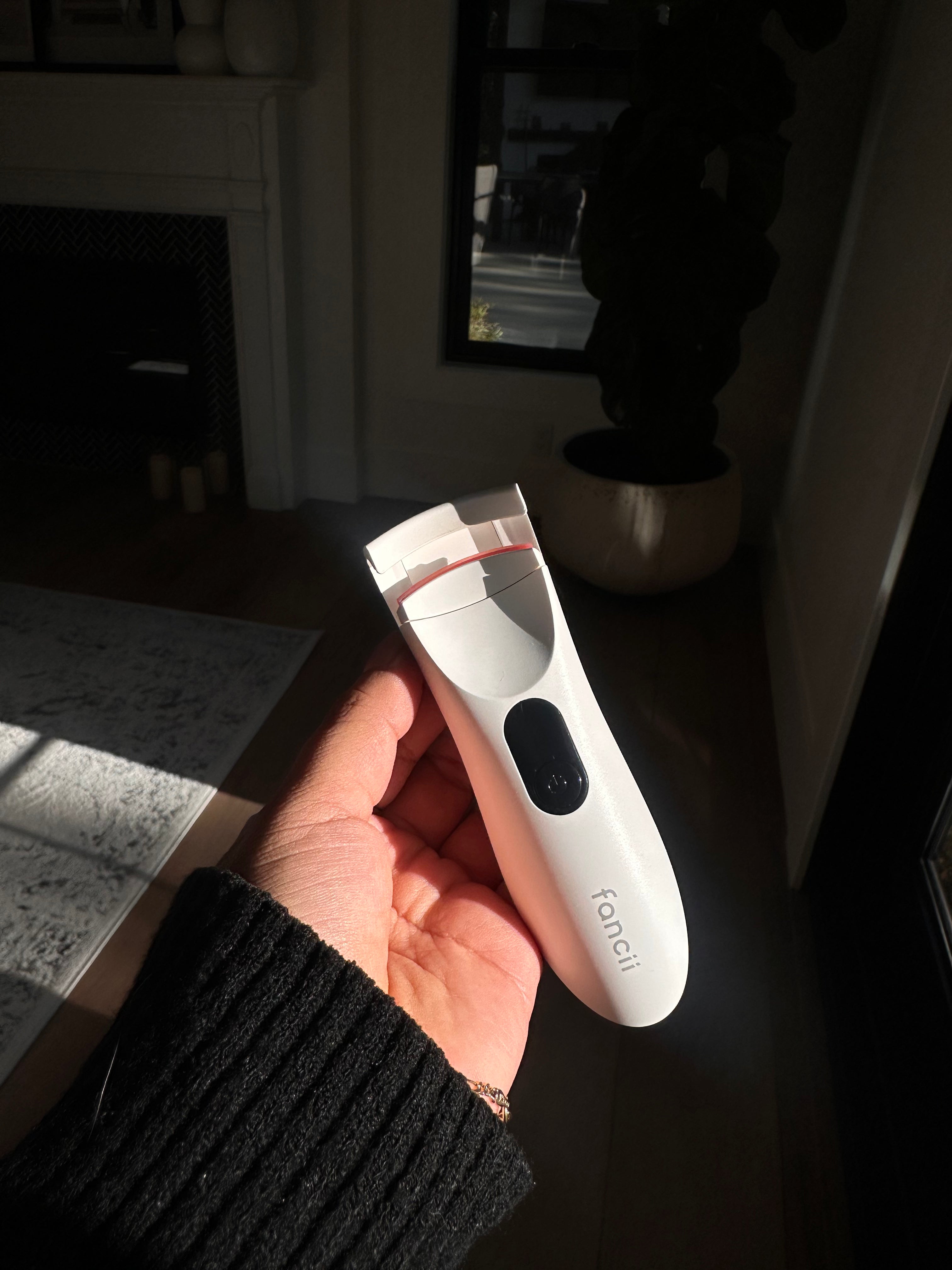 Fancii Rechargeable Heated Eyelash Curler