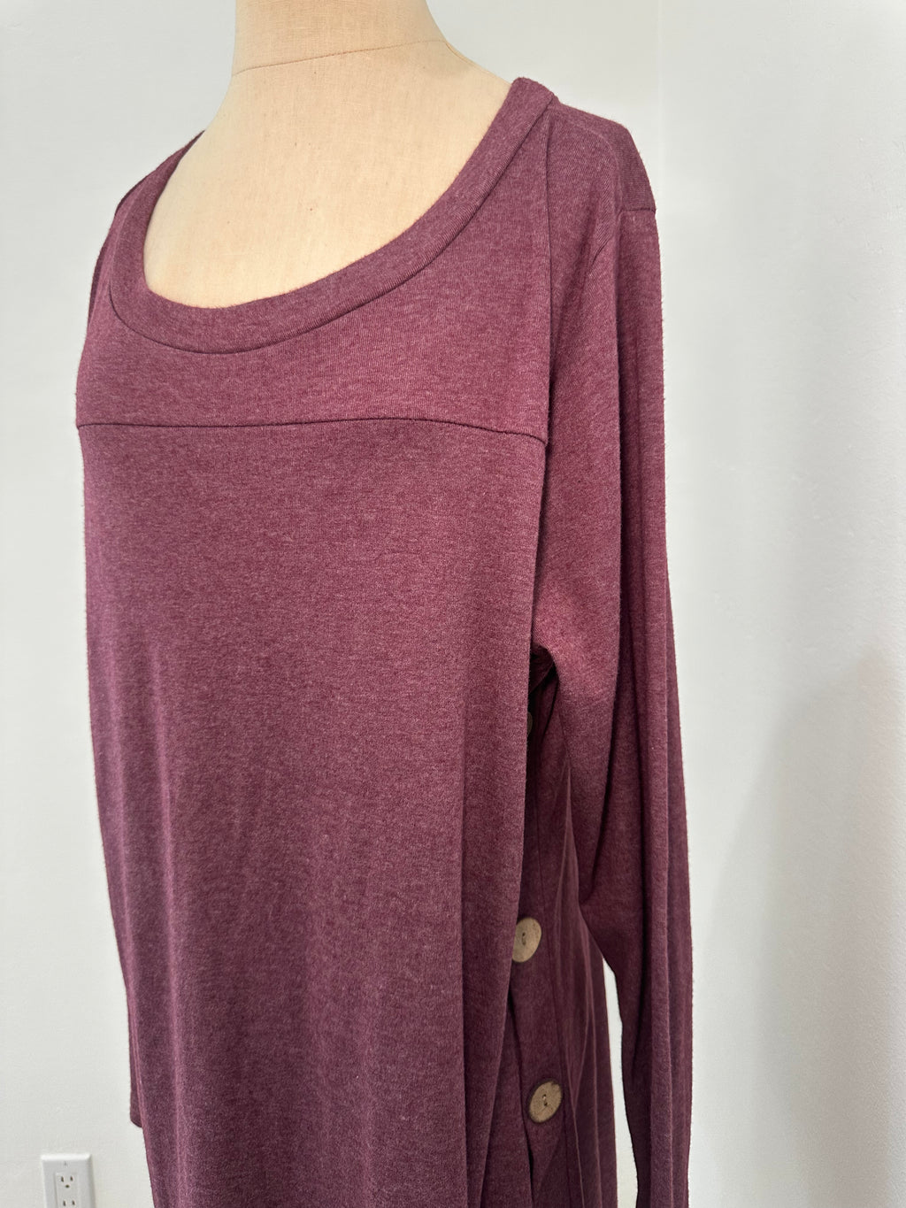 Mauve Long Sleeve (Size XLarge)