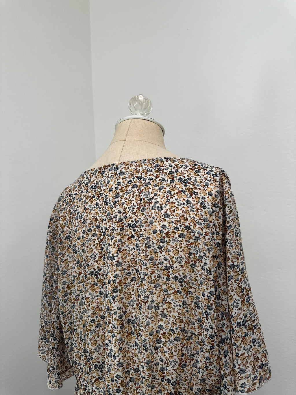 Floral Dress (Size XLarge)