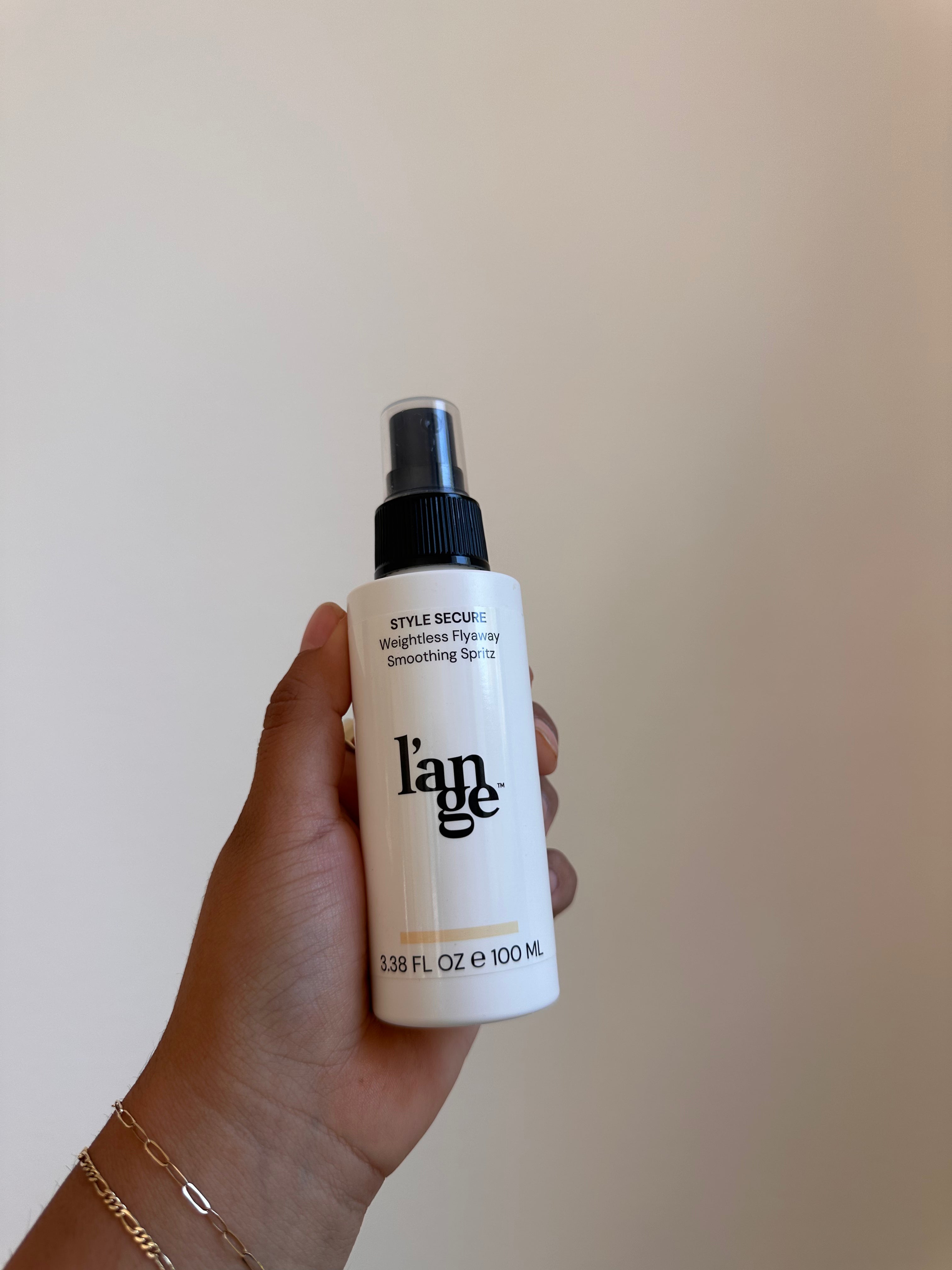 L'ange Discontinued Style Secure Weightless Flyaway Smoothing Spritz