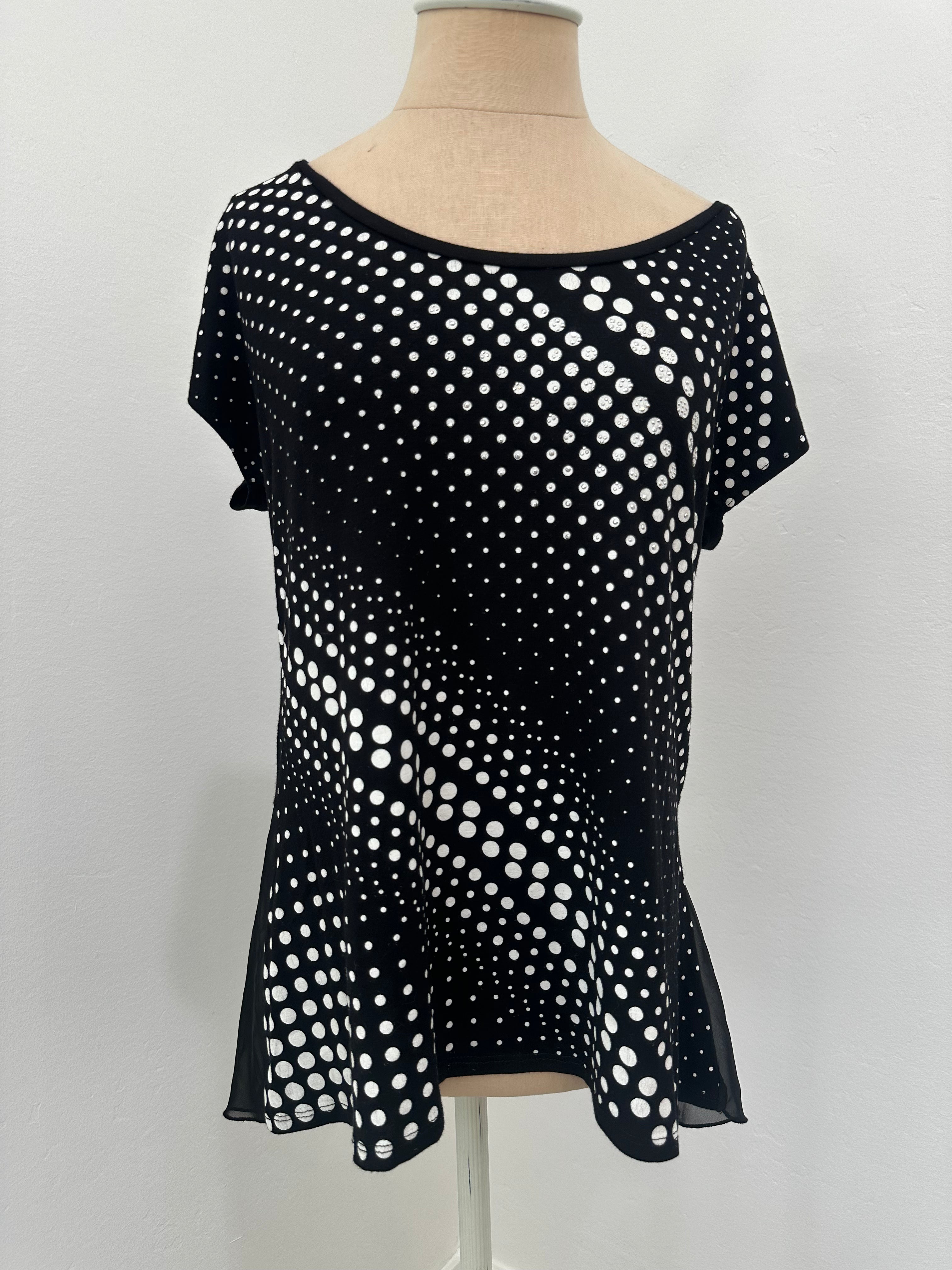 Black and White Polka Dot Top New With Tag (SIze Medium)