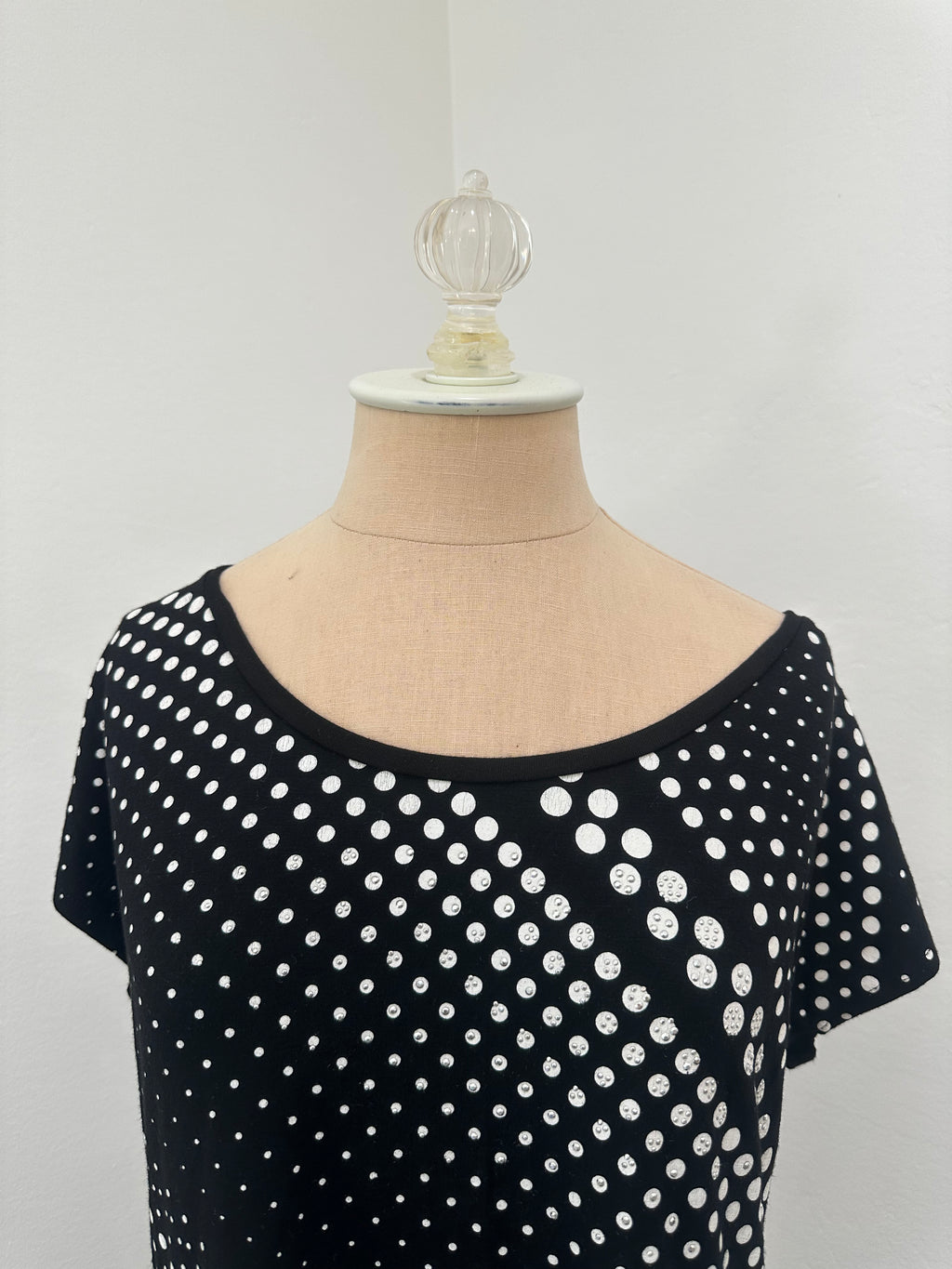 Black and White Polka Dot Top New With Tag (SIze Medium)
