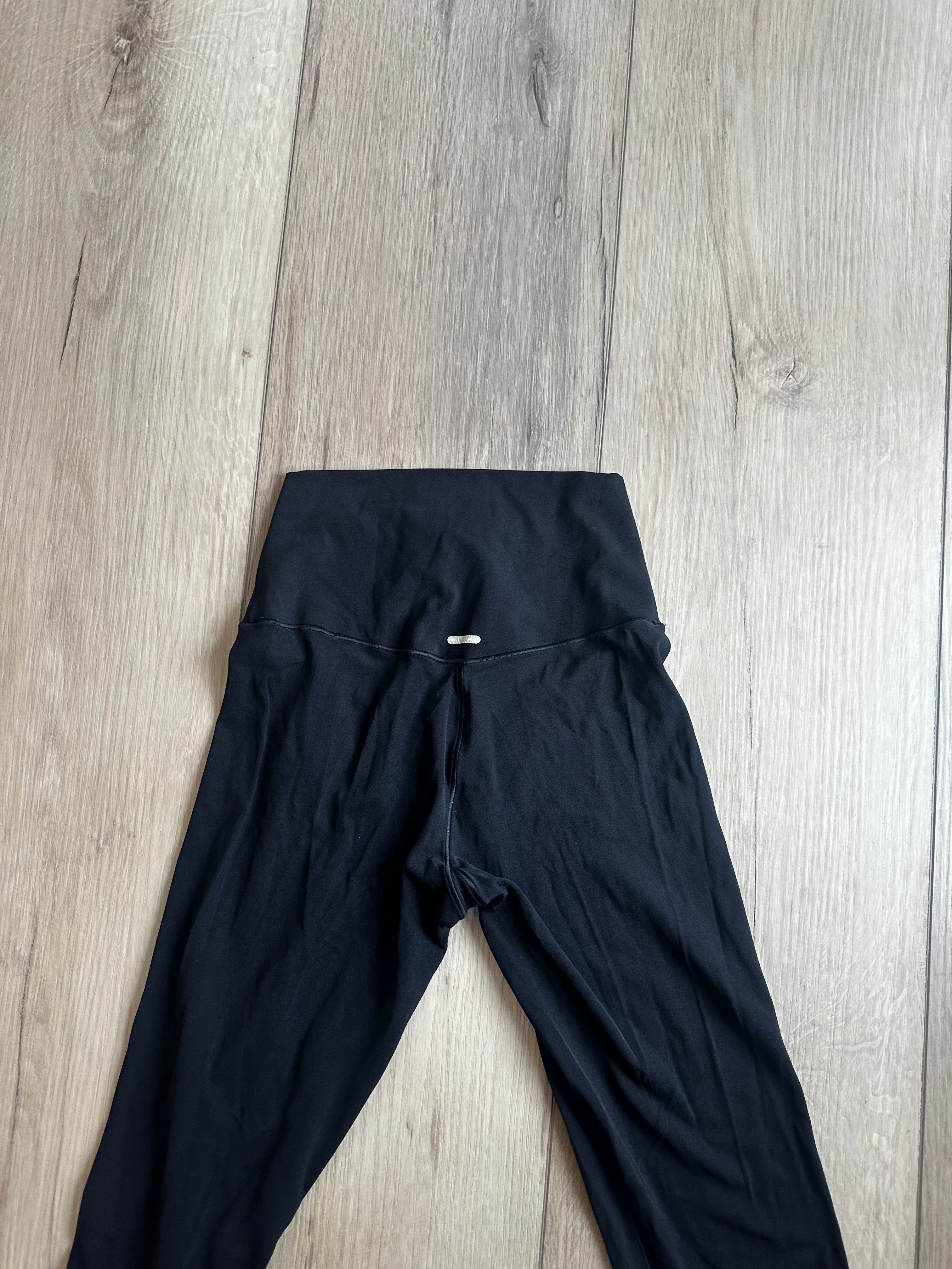 Black Aerie Leggings (Size Small)