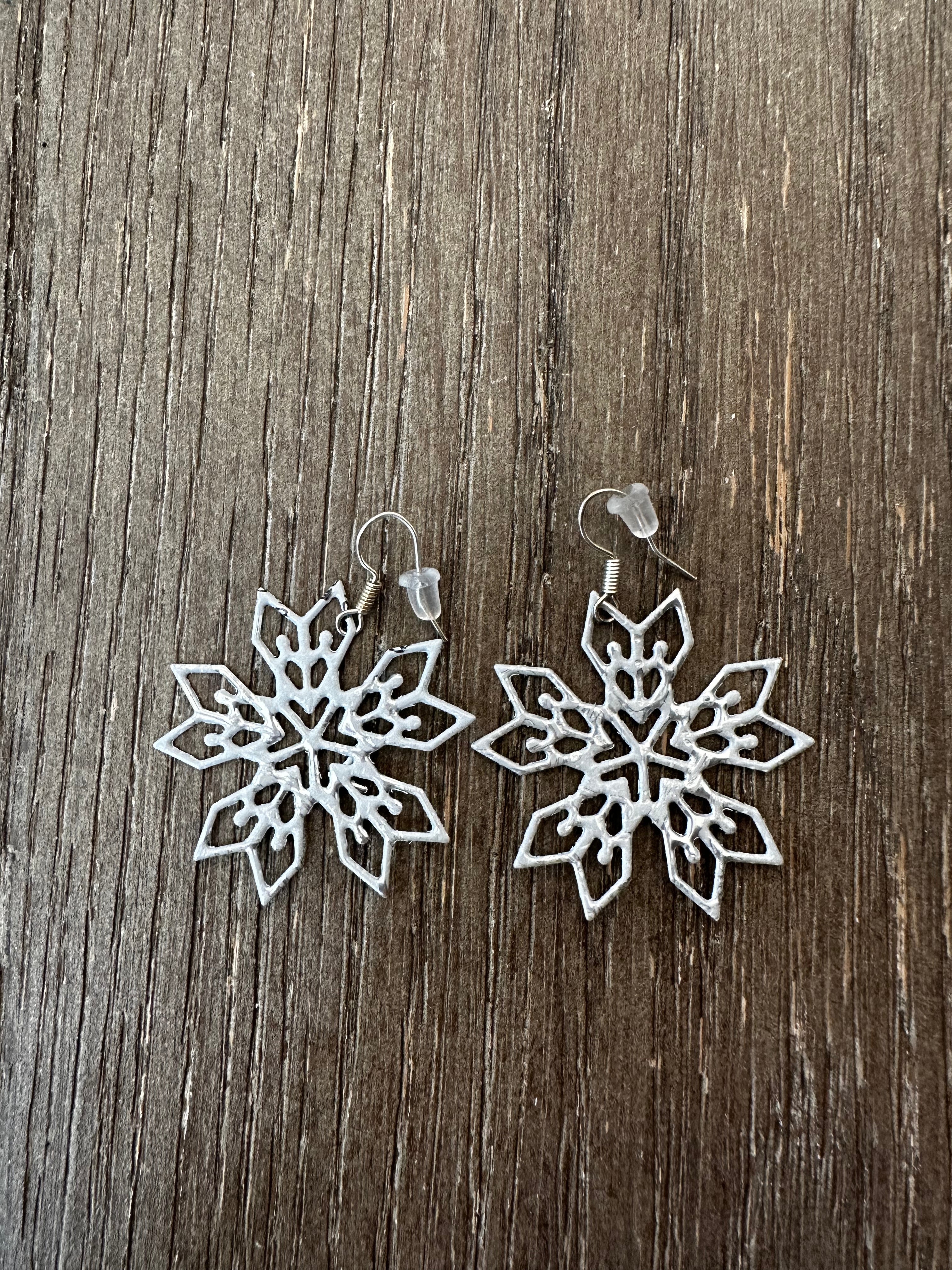 Snowflake Dangle Earrings New